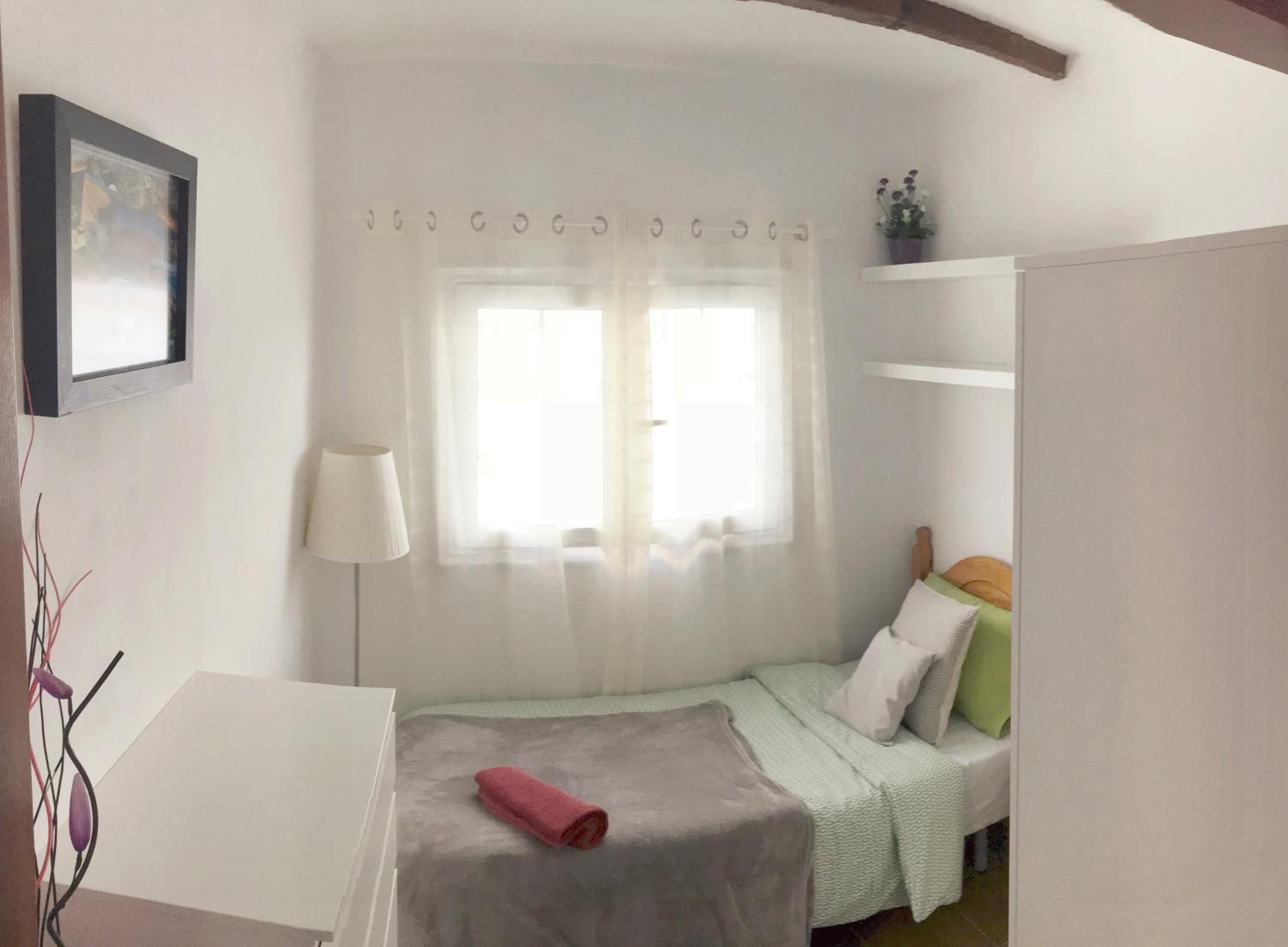 Habitación Individual Estándar con Baño Compartido