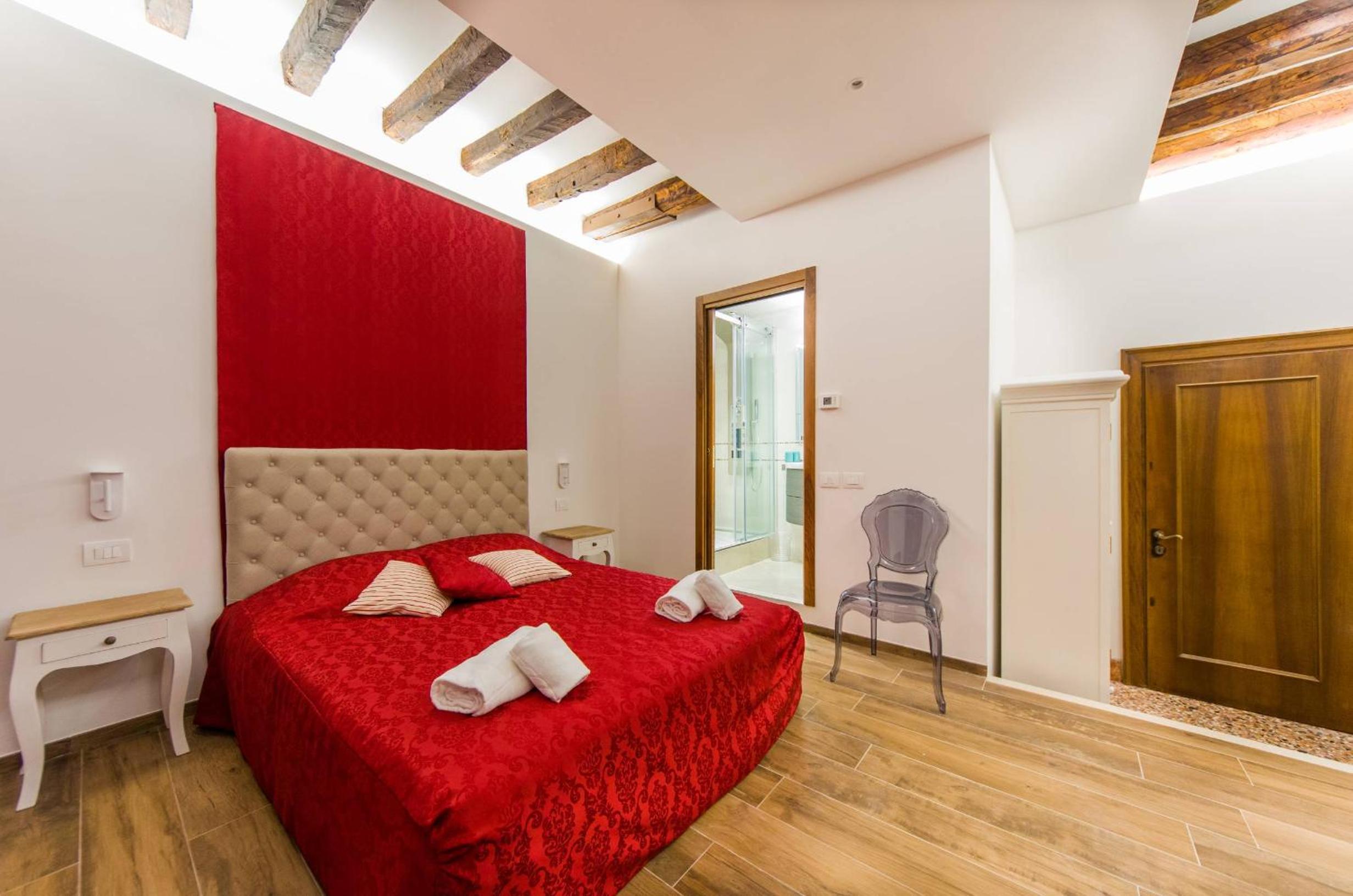 Superior Apartment photo 1