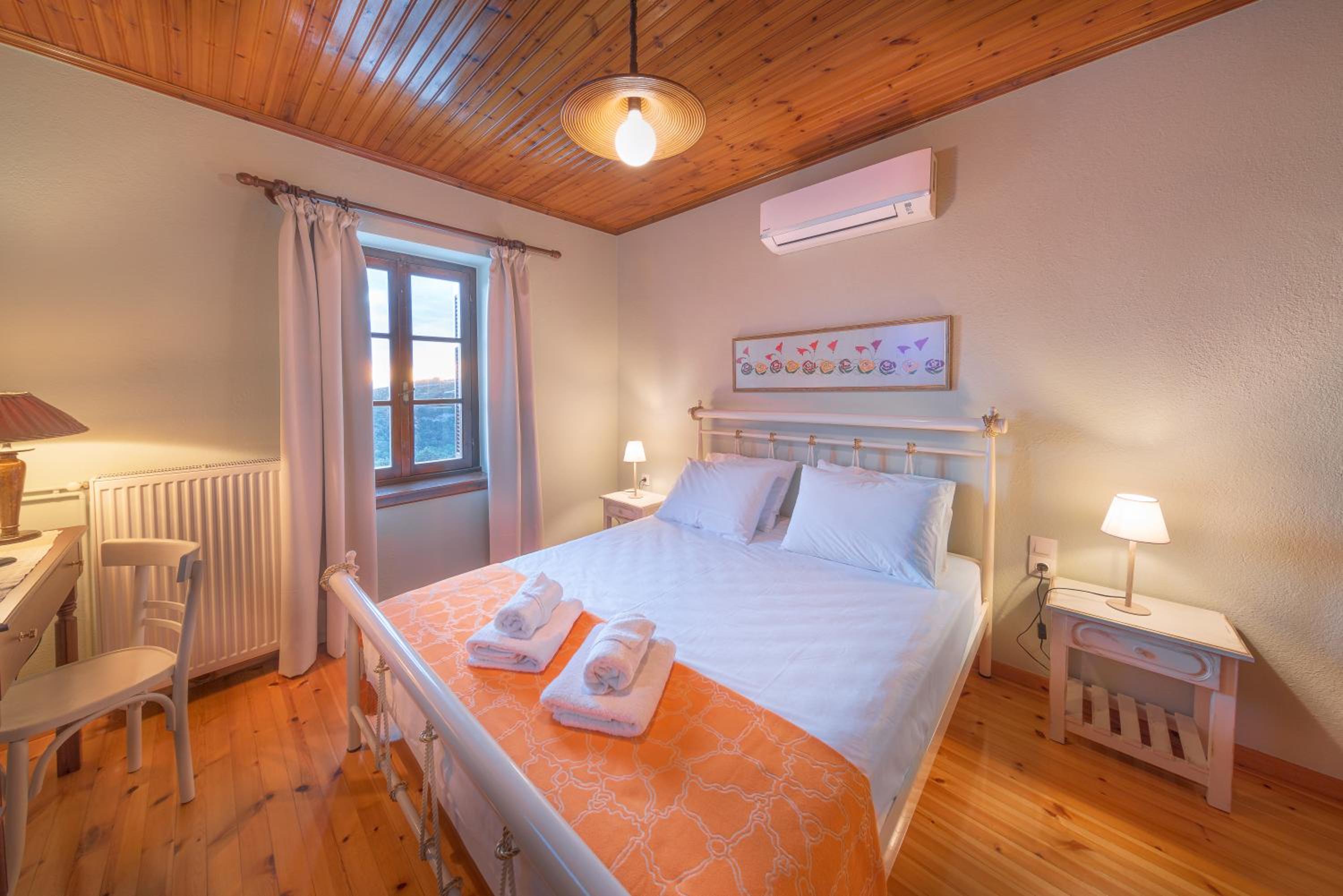Villa photo 2