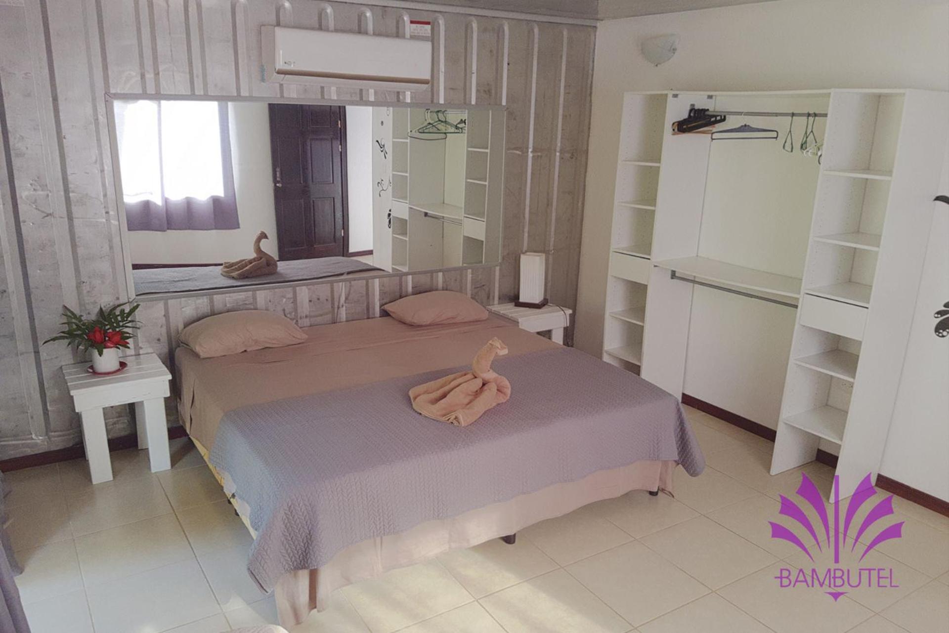 Deluxe Apartment photo 2