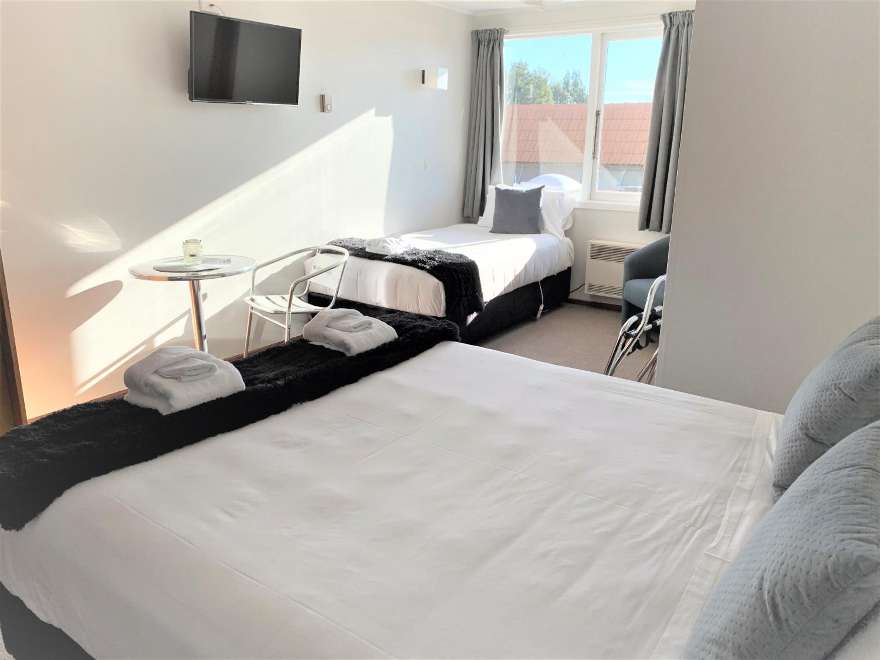 Triple Room with Private Bathroom photo 1