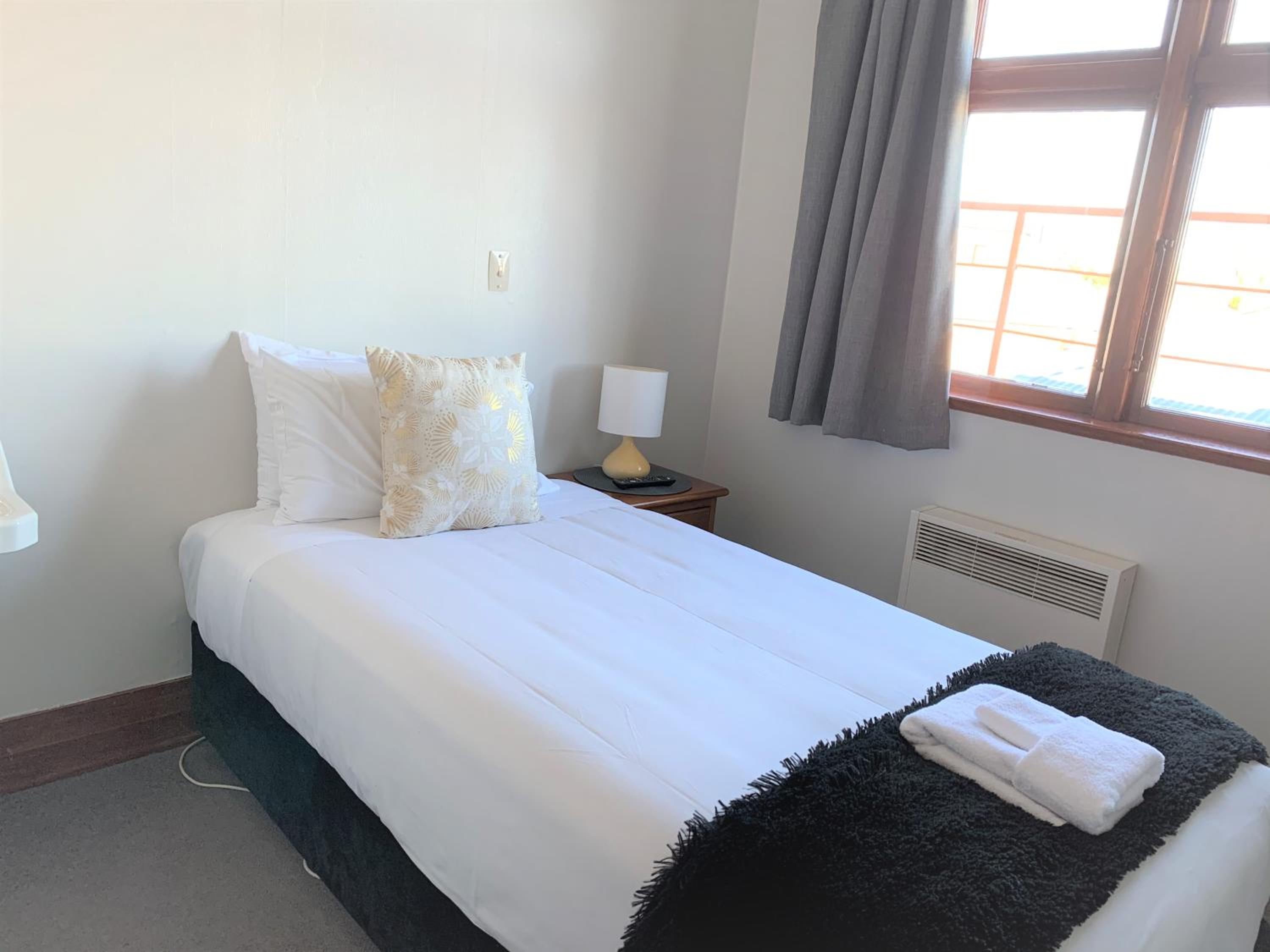 Standard Single Room with Shared Bathroom photo 3