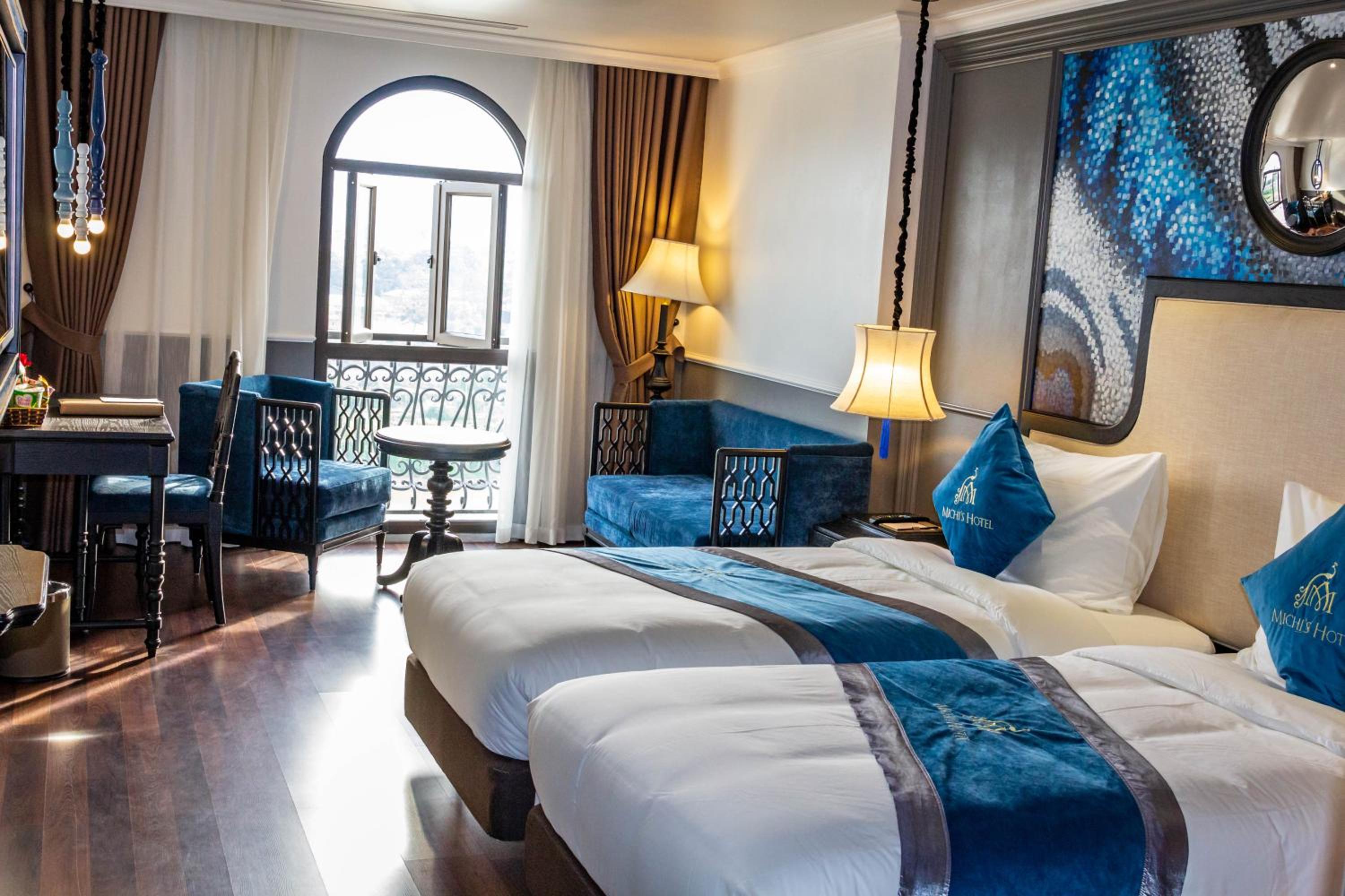 Twin Room with View - Photo 6