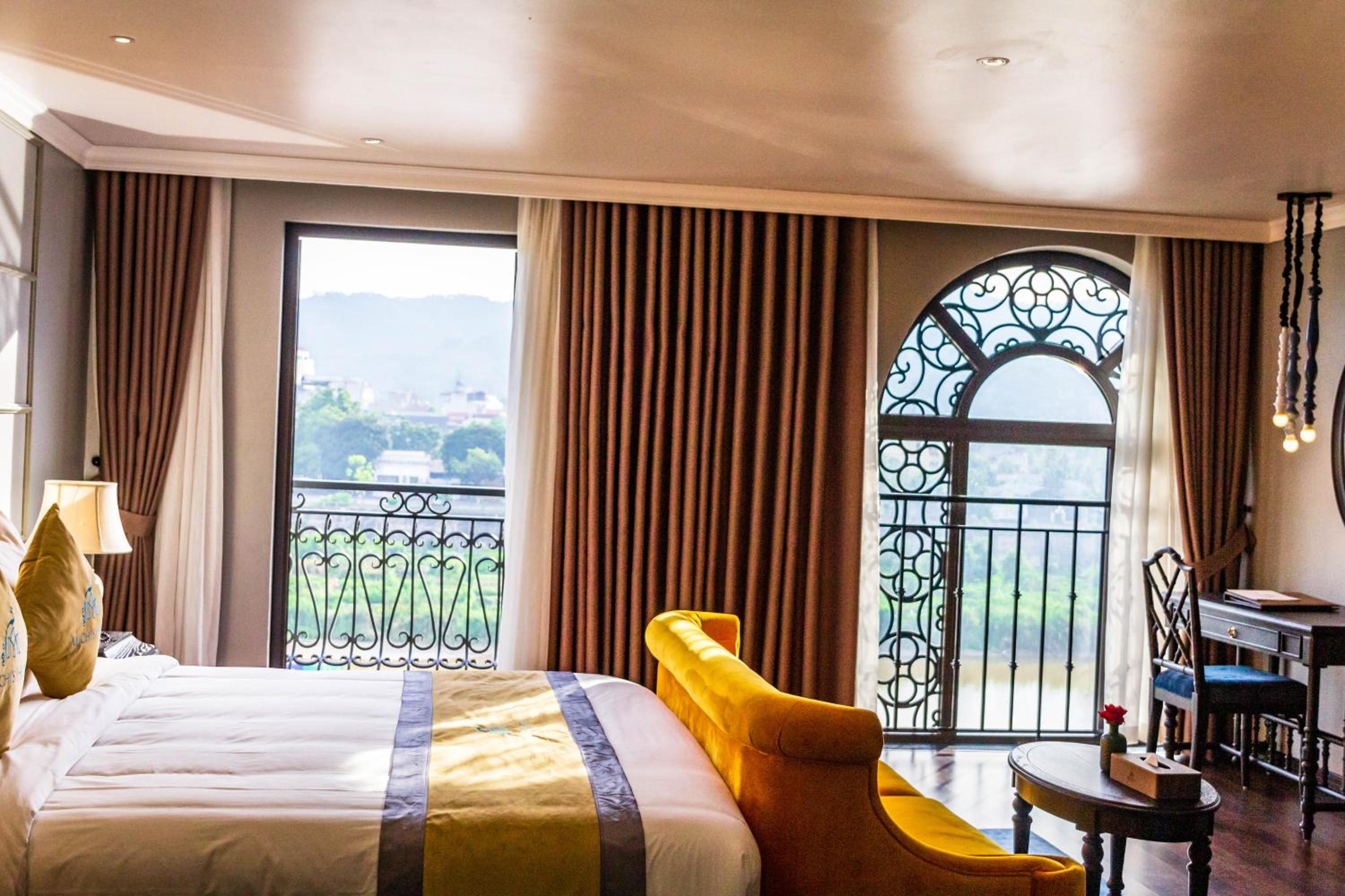 Twin Room with View - Photo 22