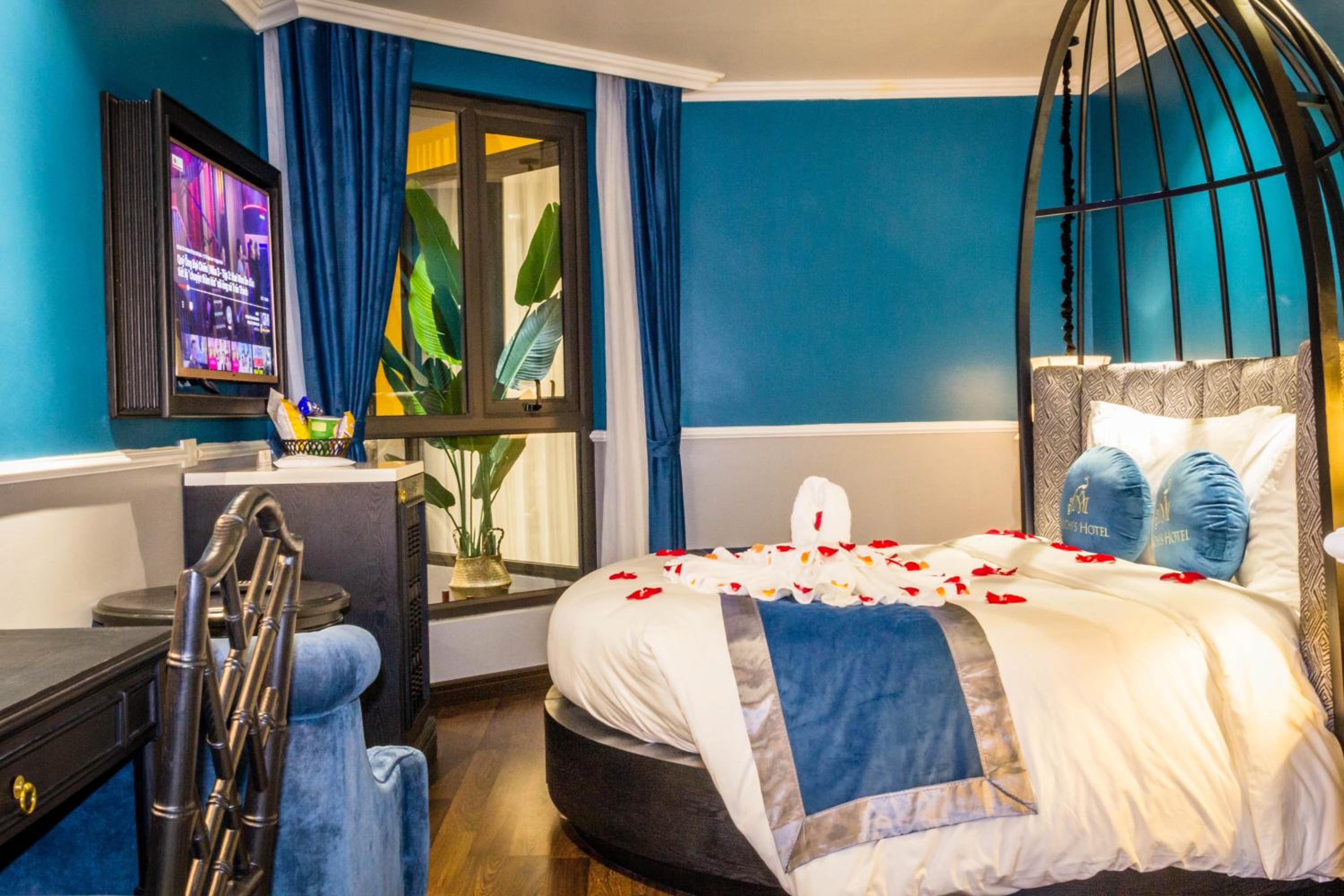 Large Double Room - Photo 22