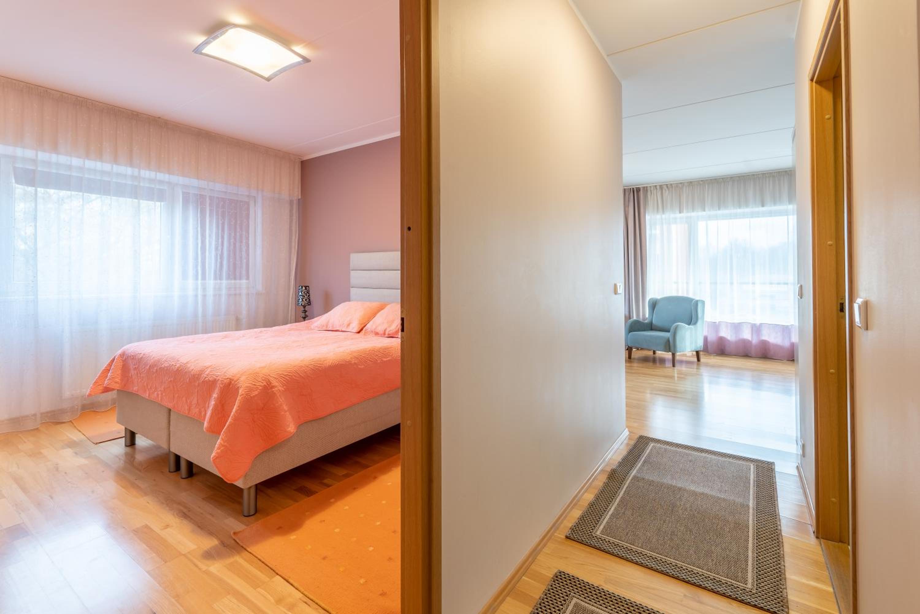 Apartment - Photo 8