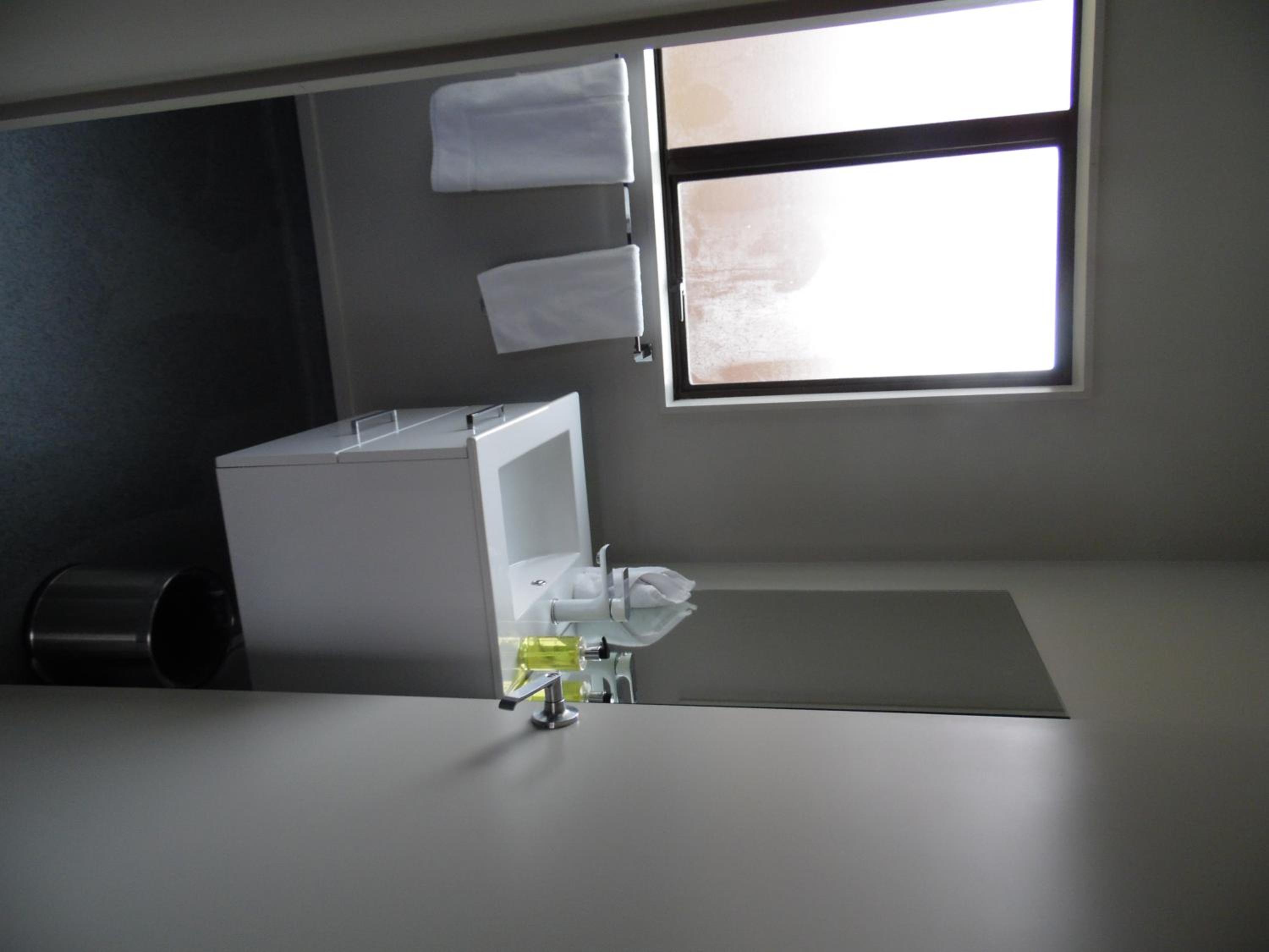 Two-Bedroom Apartment C photo 2