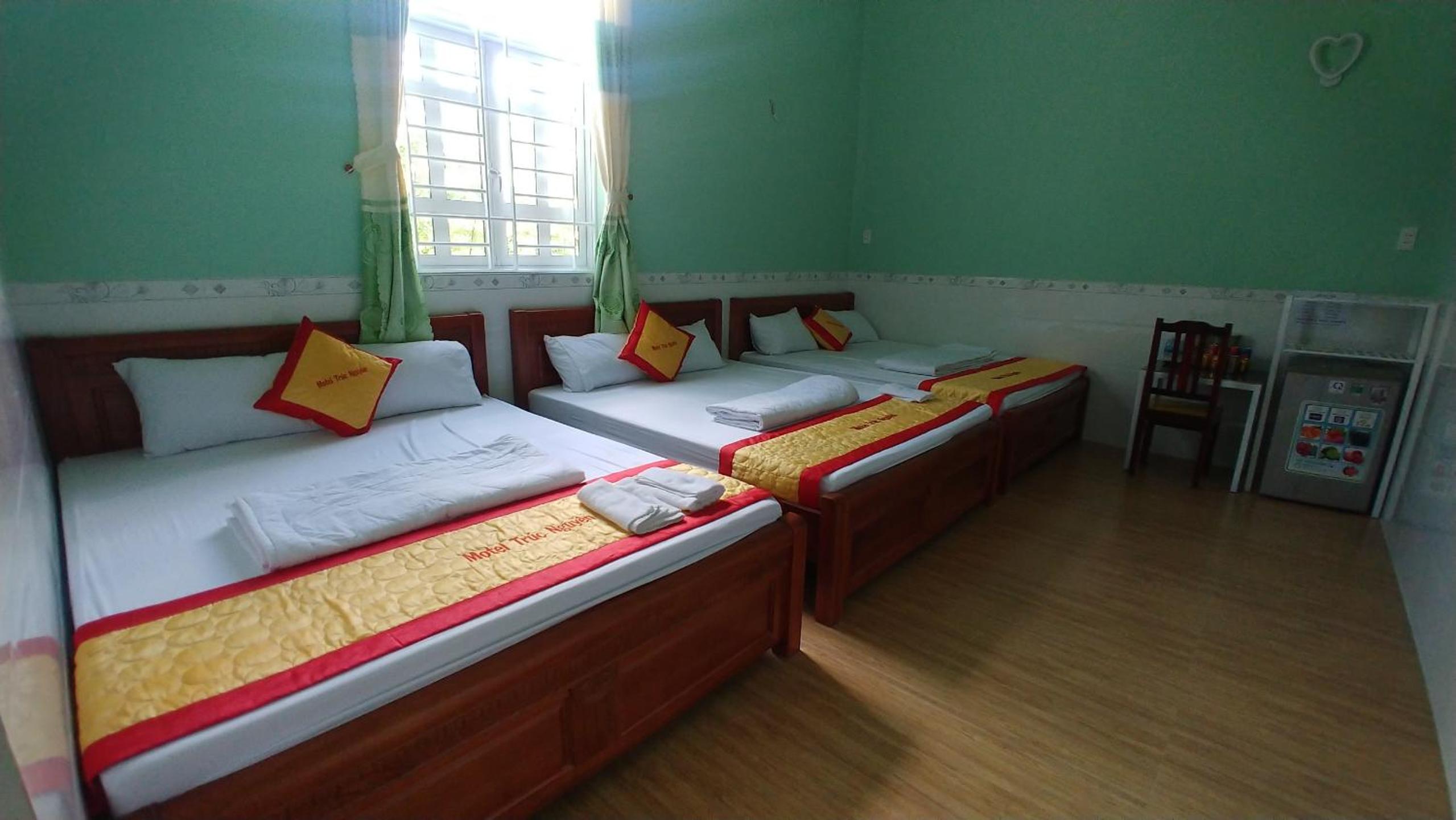 Mixed Dormitory Room photo 1