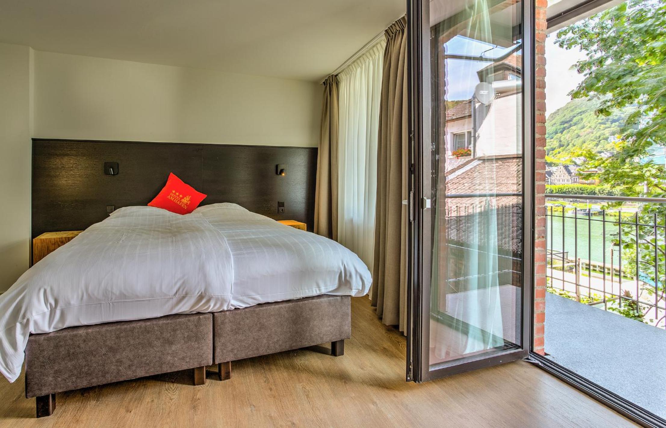 Comfort Classic Double Room with Balcony Annex