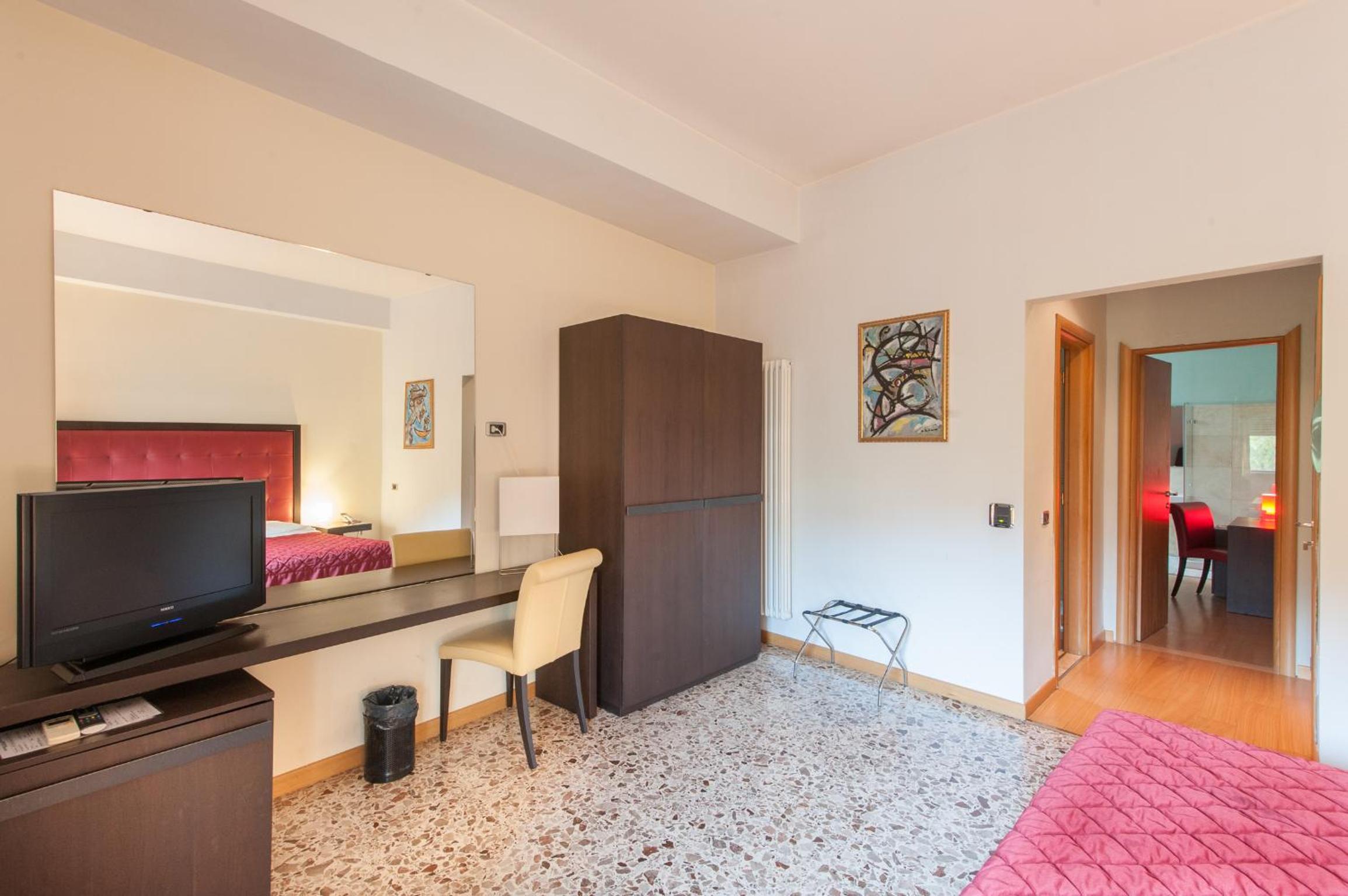 Superior Triple Room With Balcony photo 1