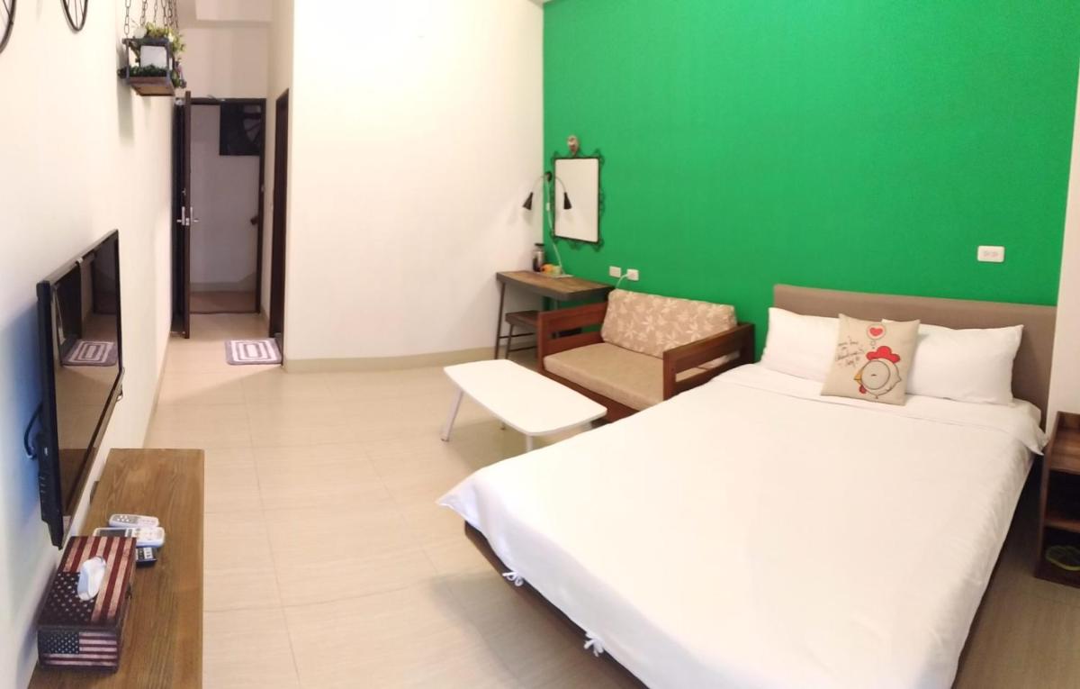 Double Room with Balcony (No parking) photo 3