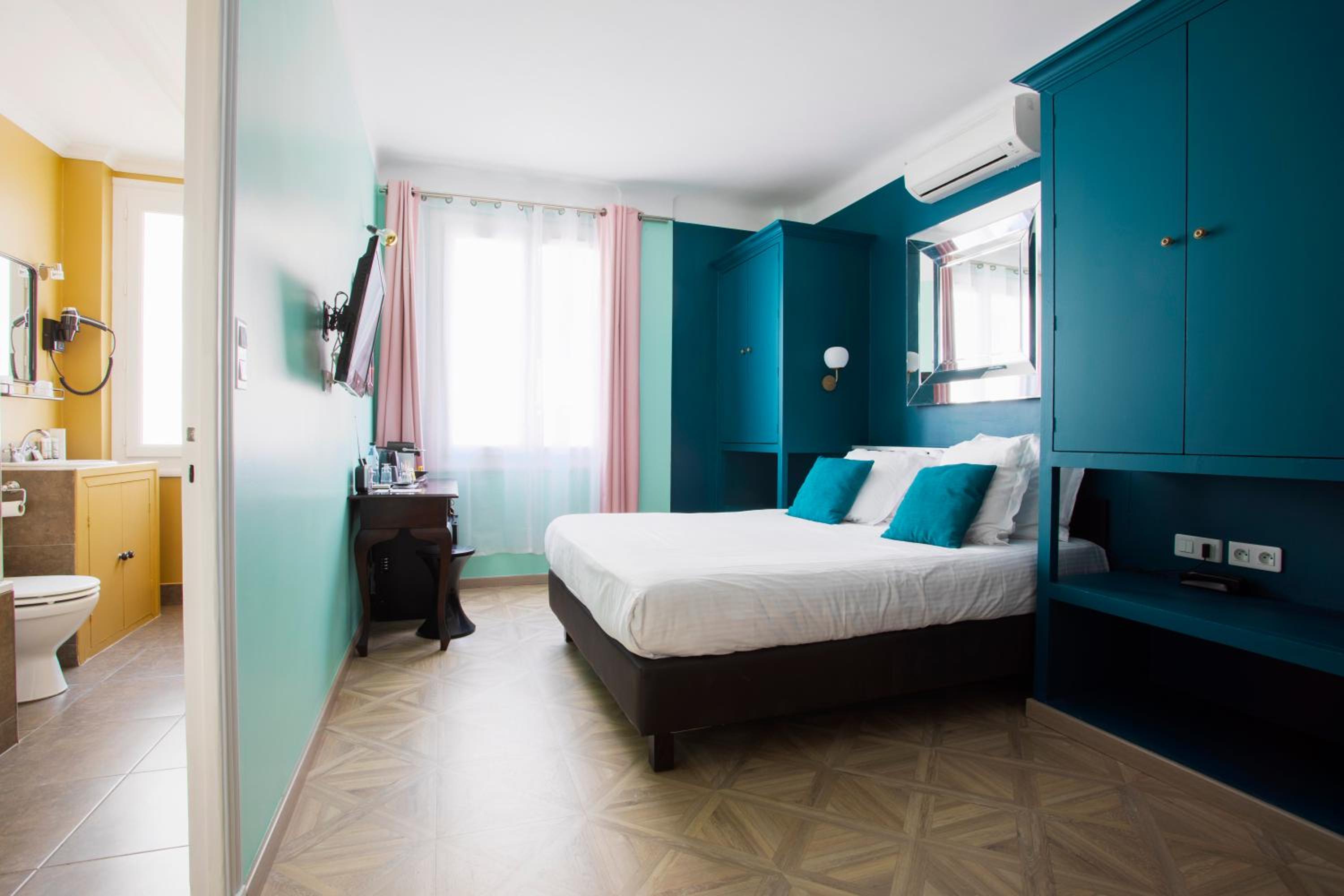 Superior Double Room - Photo 2