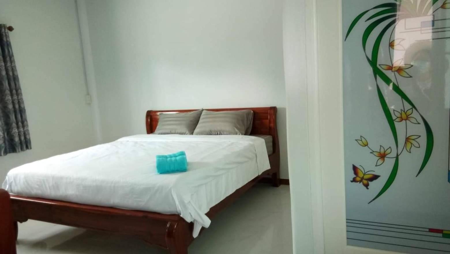 Double Room with Private Bathroom photo 1