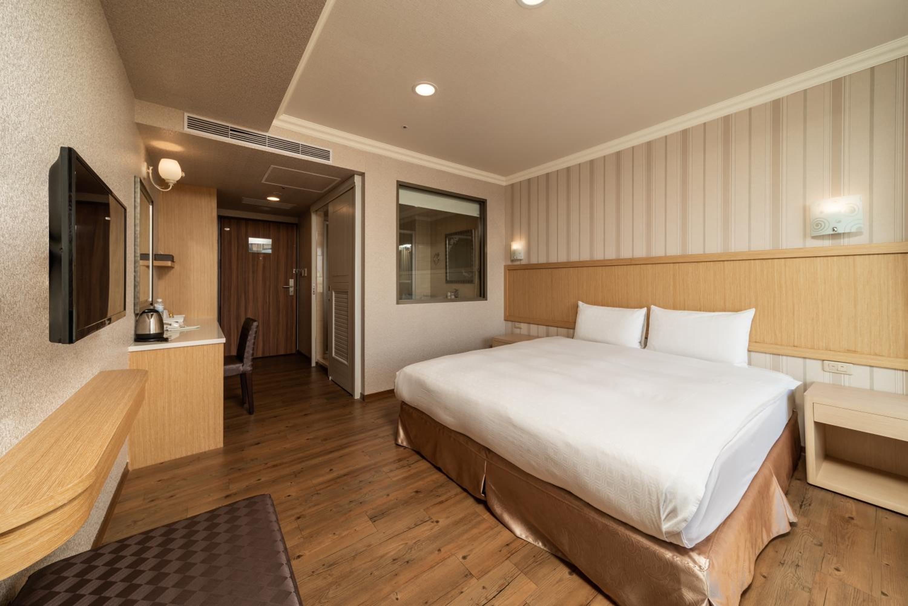 Business Double Room photo 2