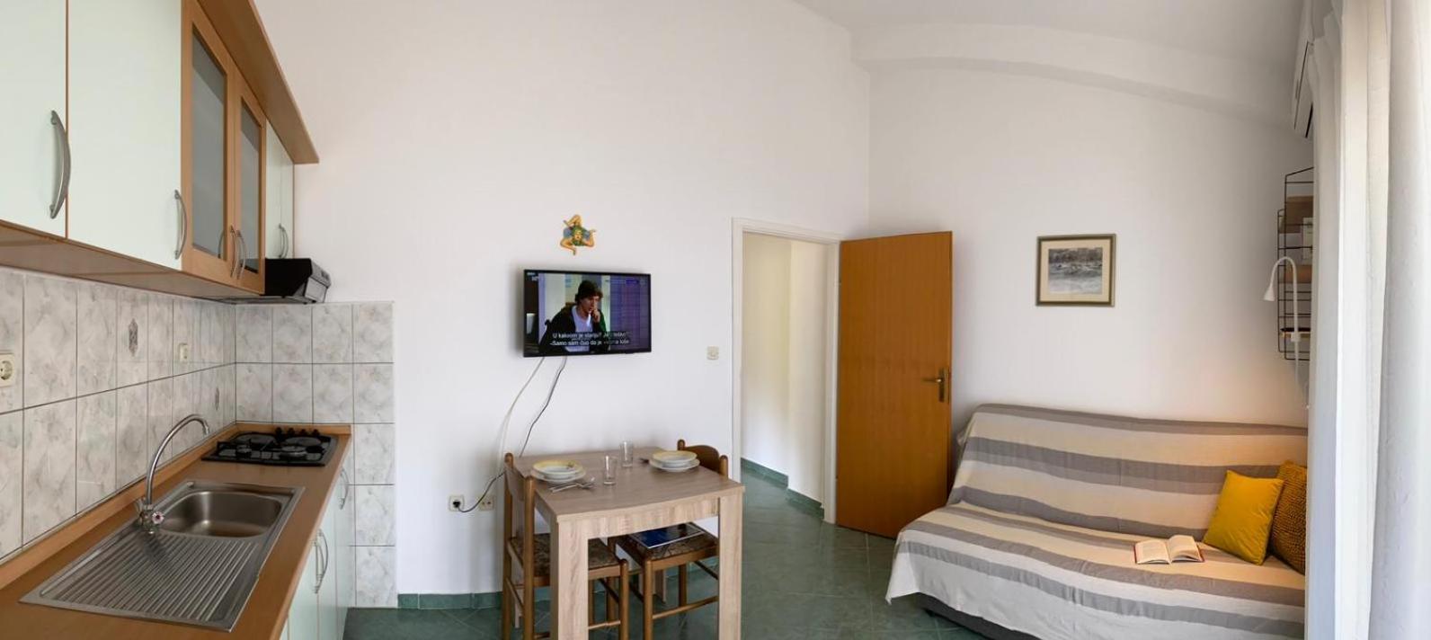 Apartment With Sea View