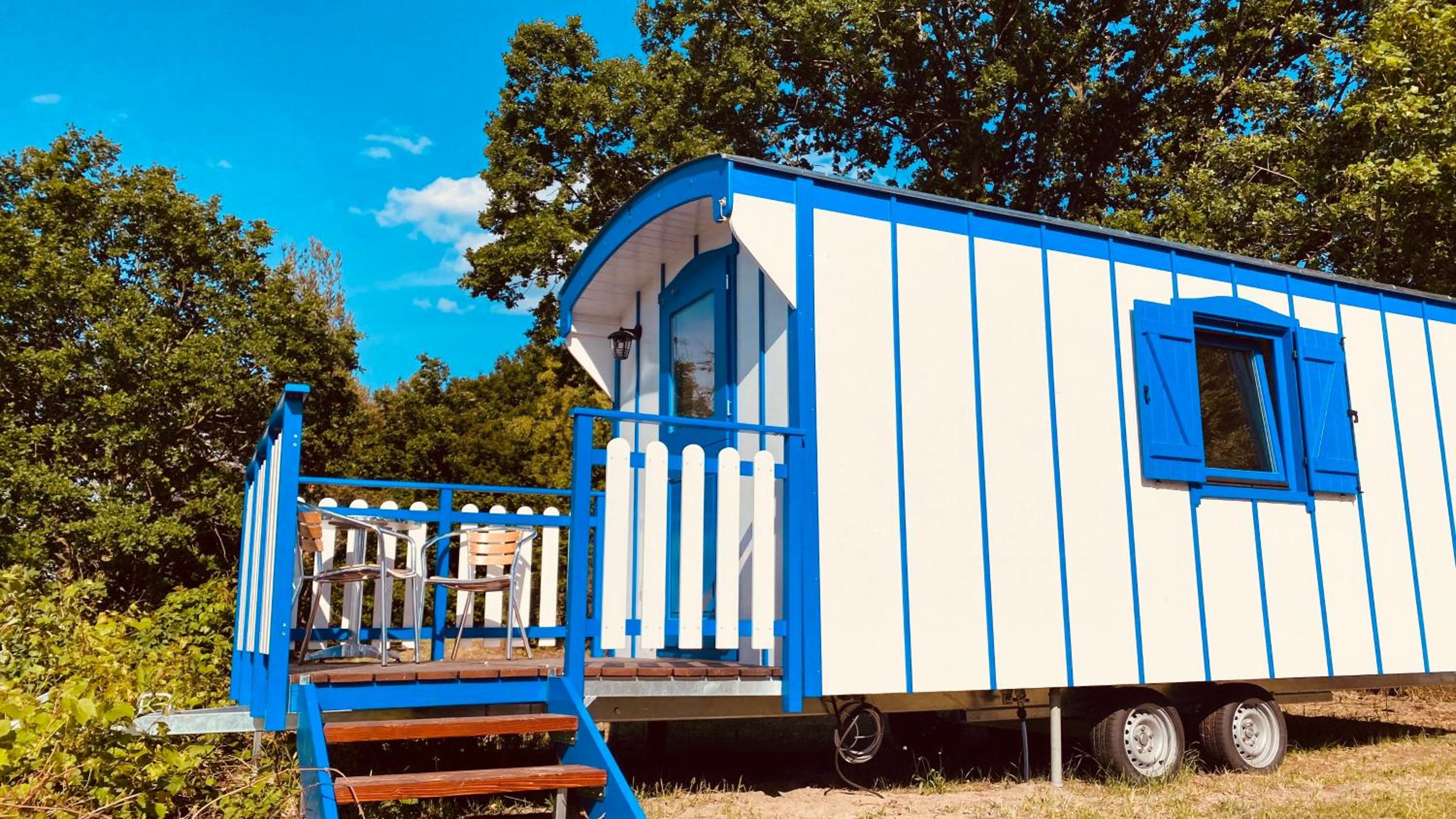 Mobile Home photo 2