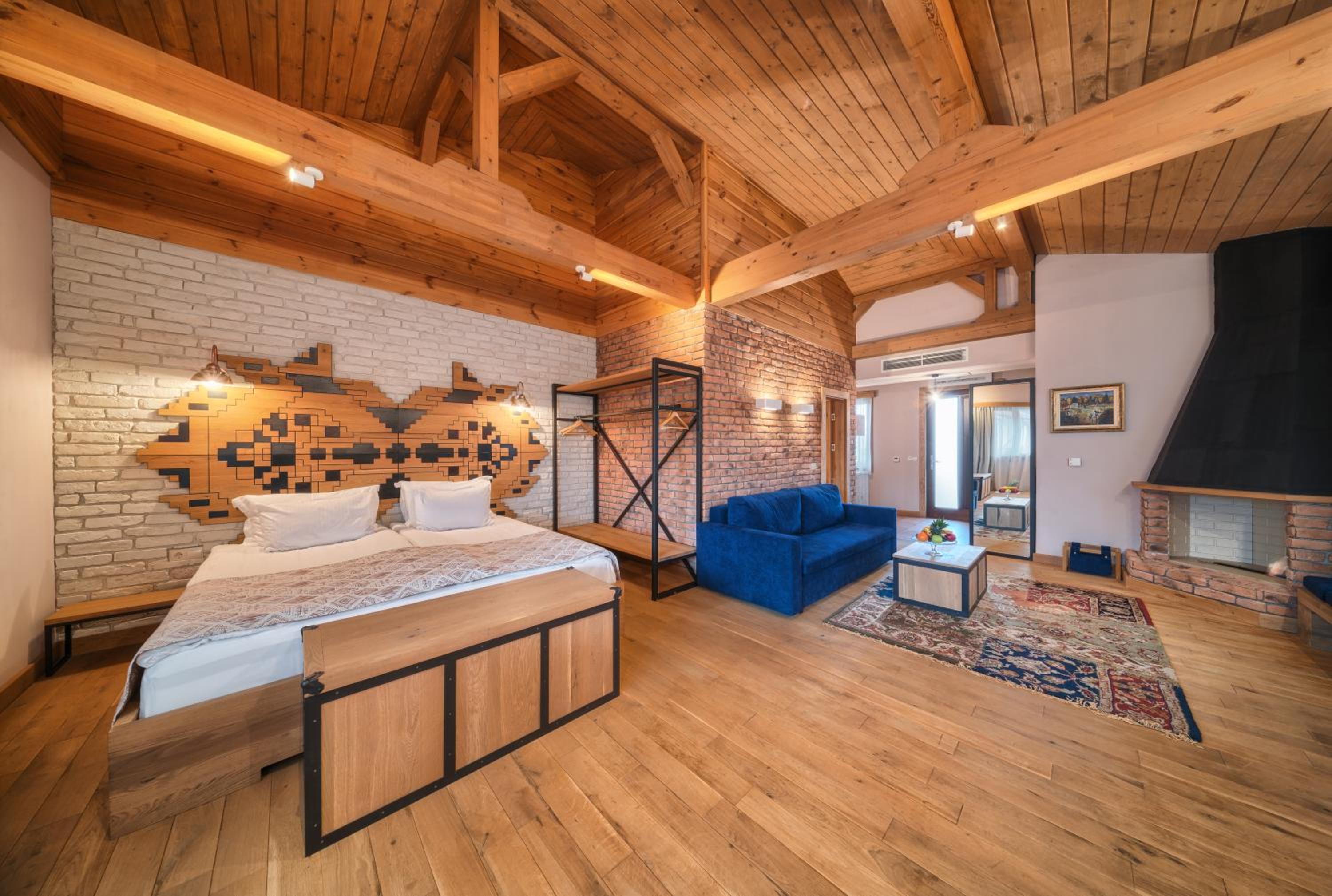 Studio in Standard Villa - Photo 3