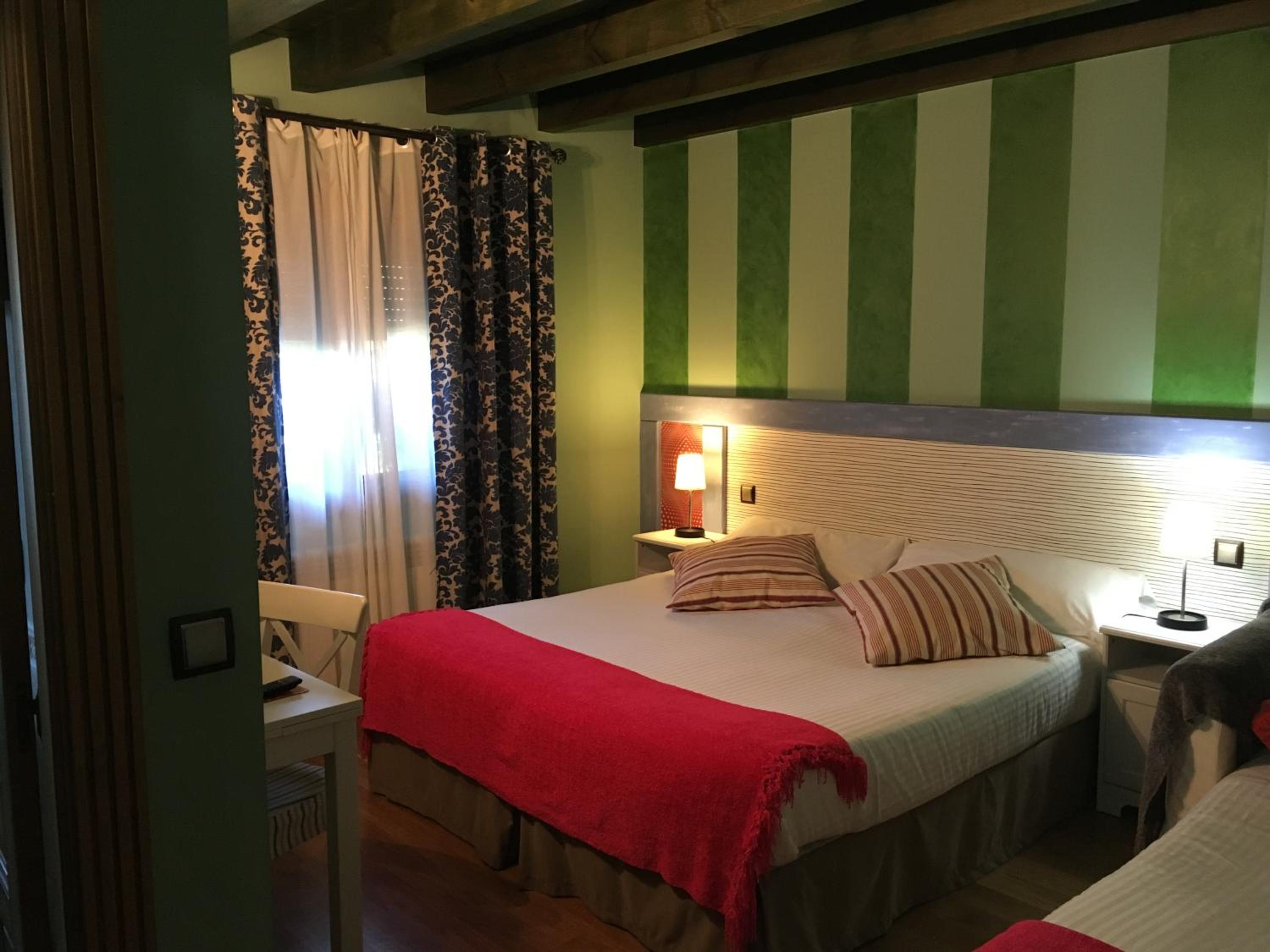 Double Room H2 - extra bed option