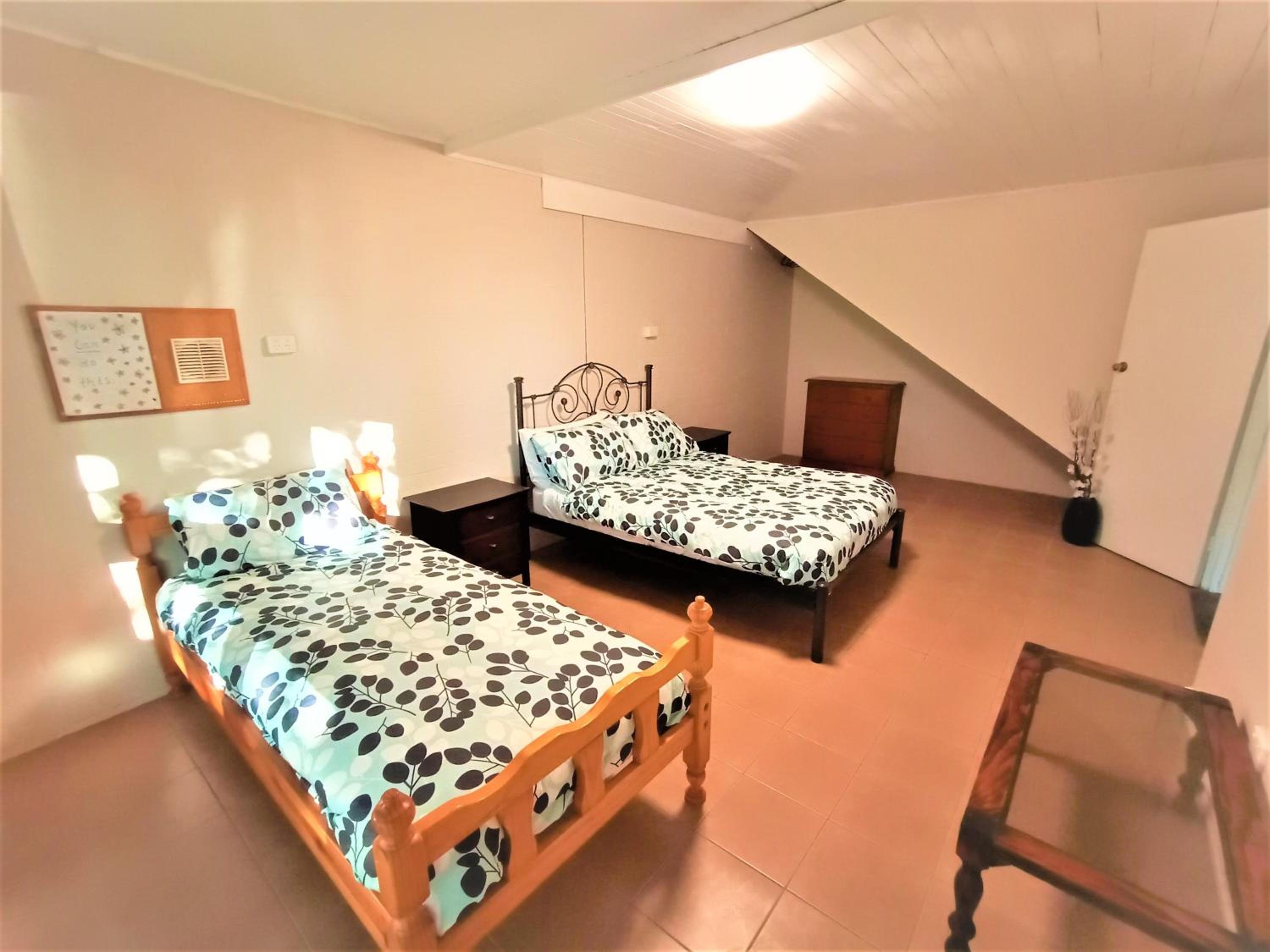 Four-Bedroom House photo 3