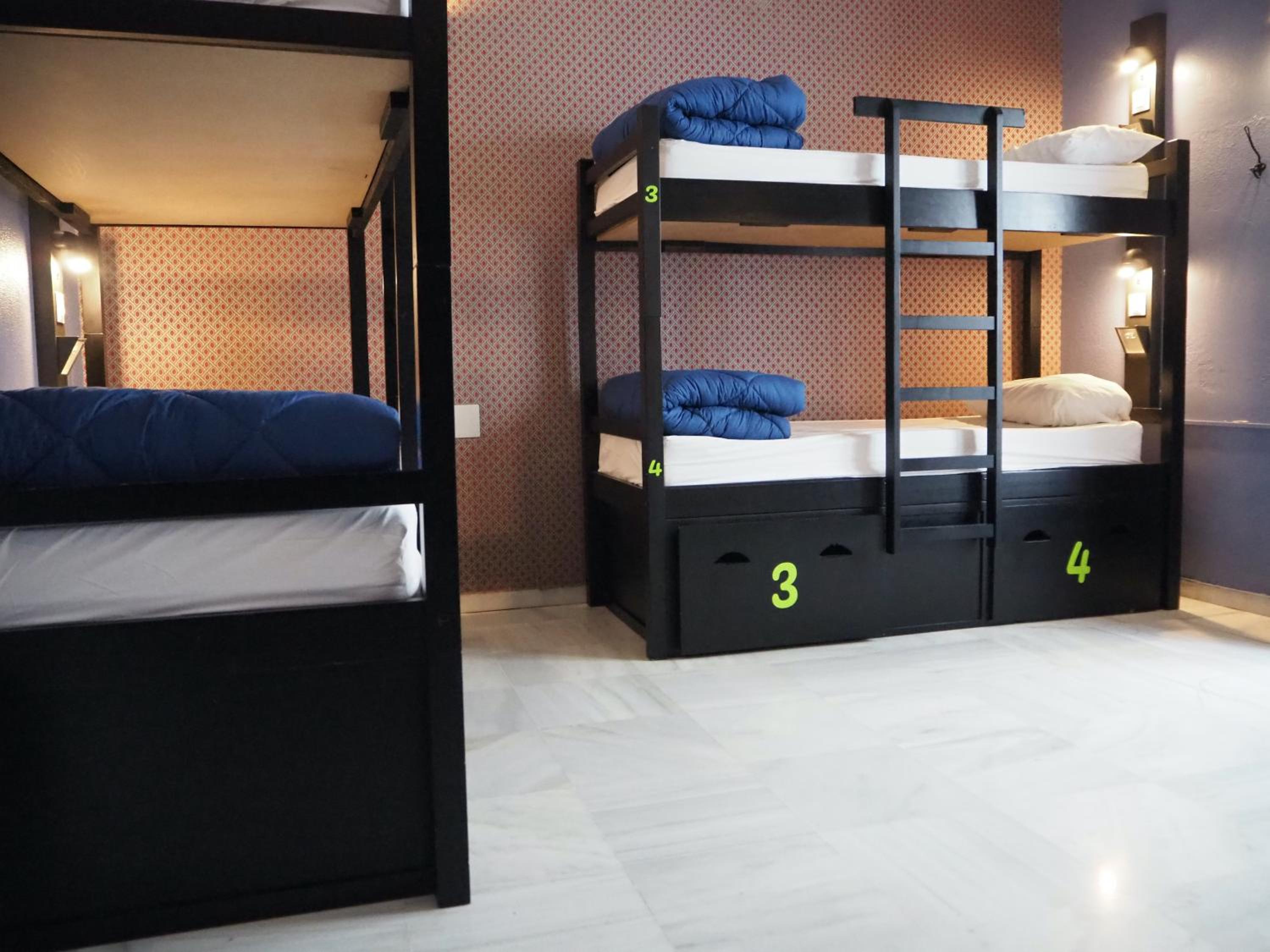 Cama en Habitación Compartida Mixta de 6 Camas