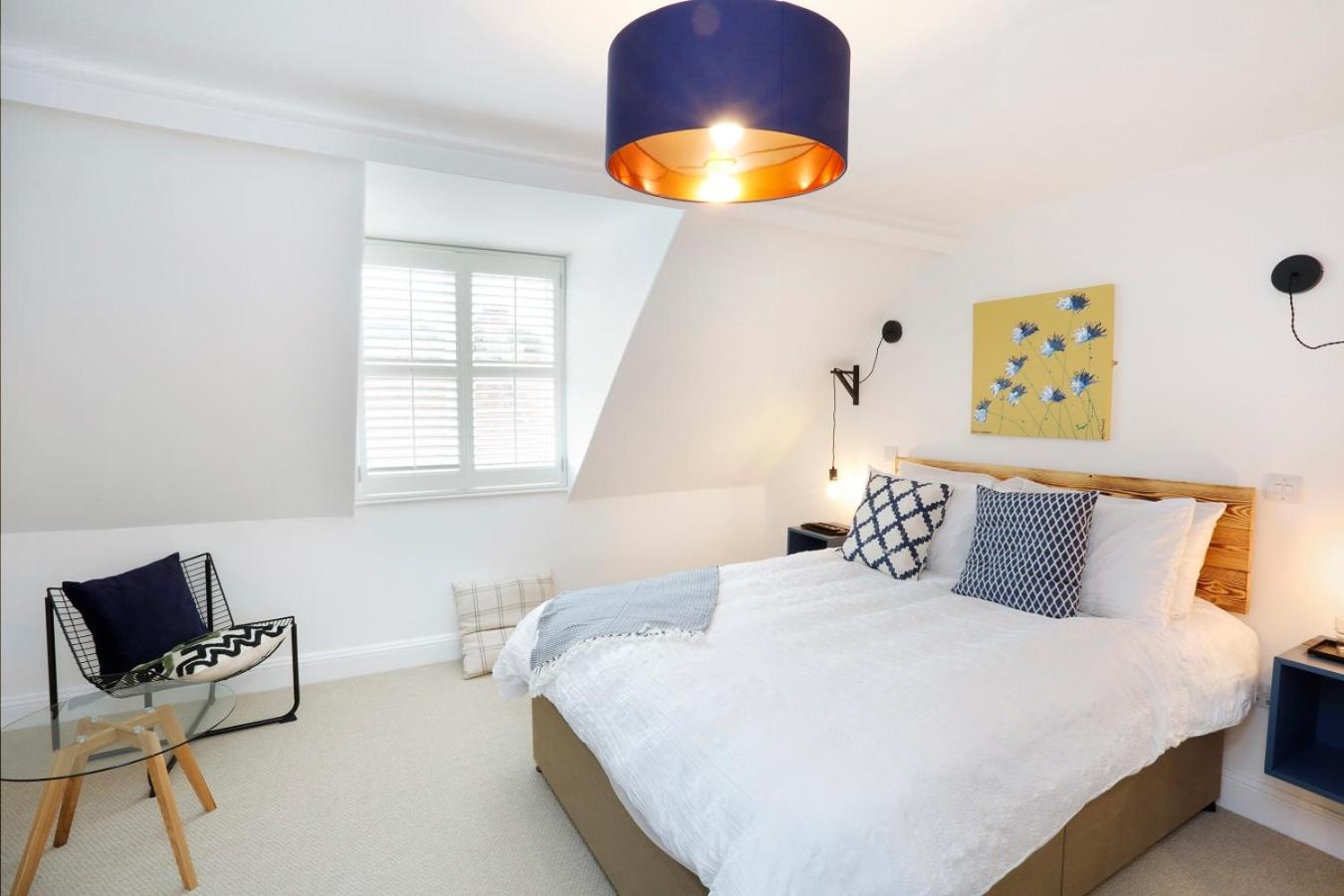 Deluxe King Suite - Photo 4