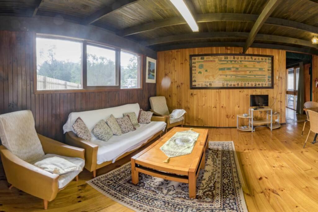 Two-Bedroom House photo 2