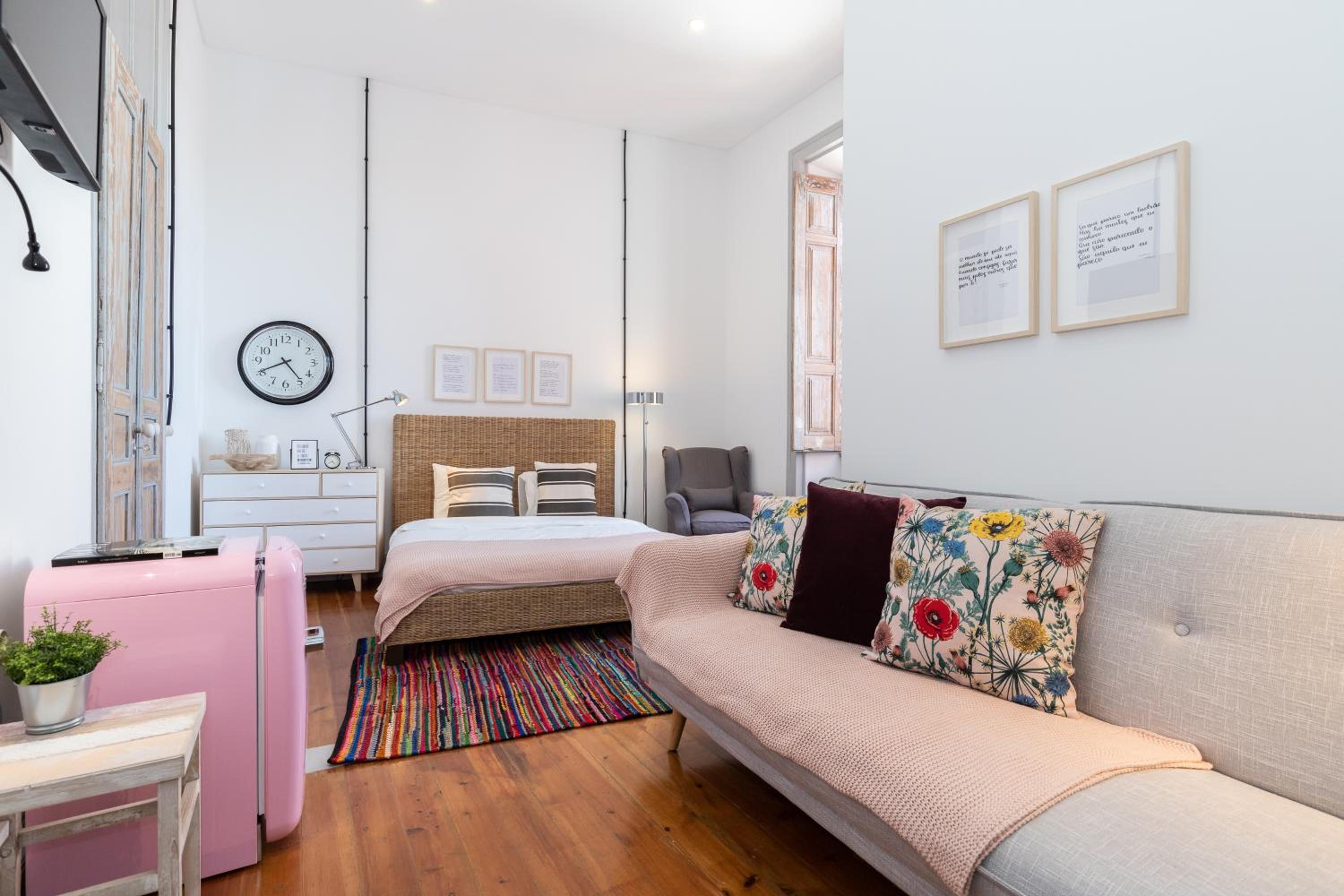 Superior Suite - Photo 6