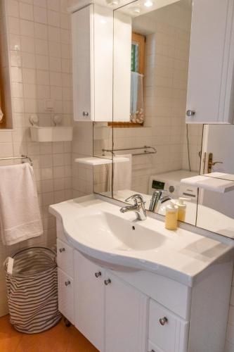 Two-Bedroom Apartment photo 2