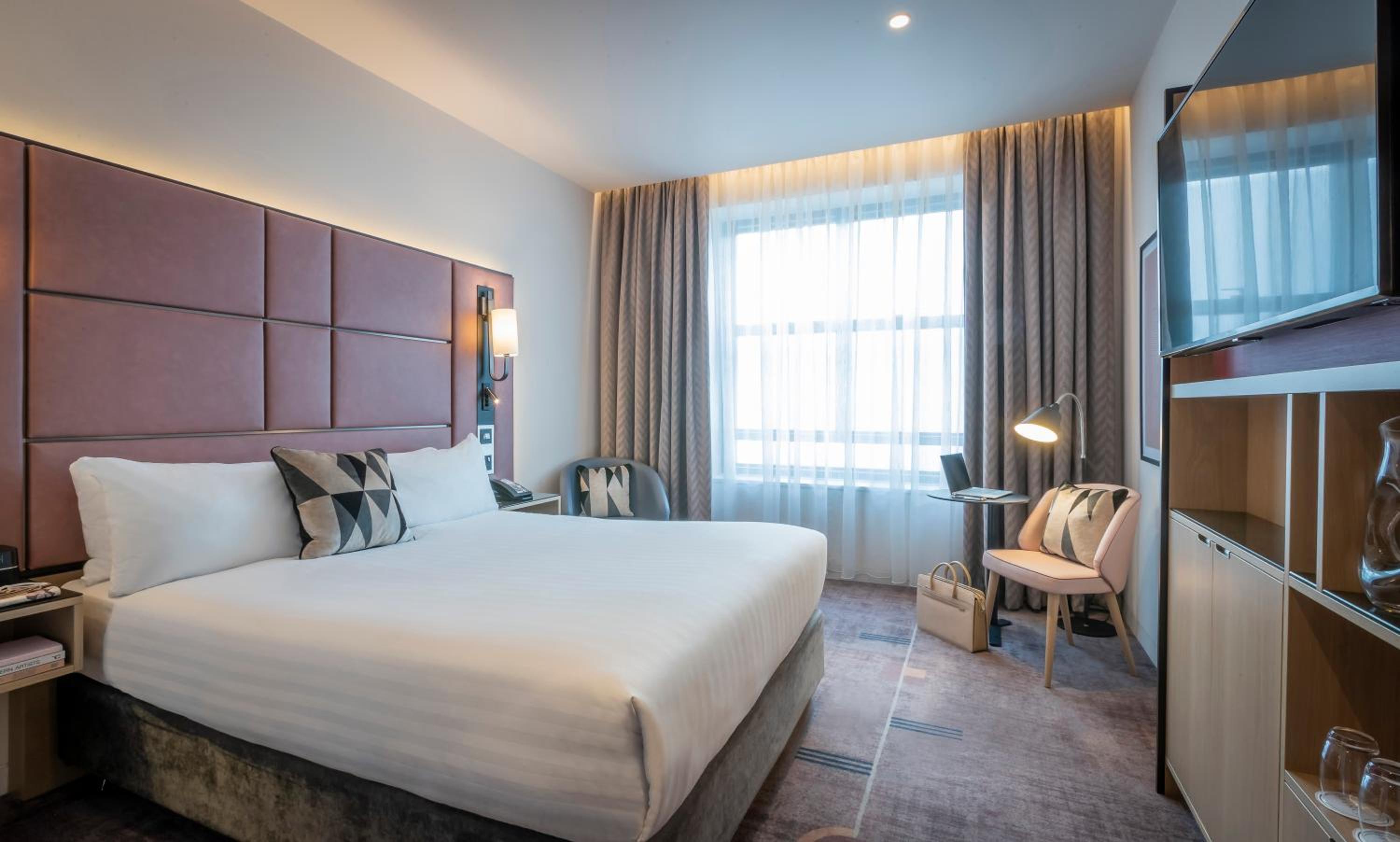 Superior Queen Room
