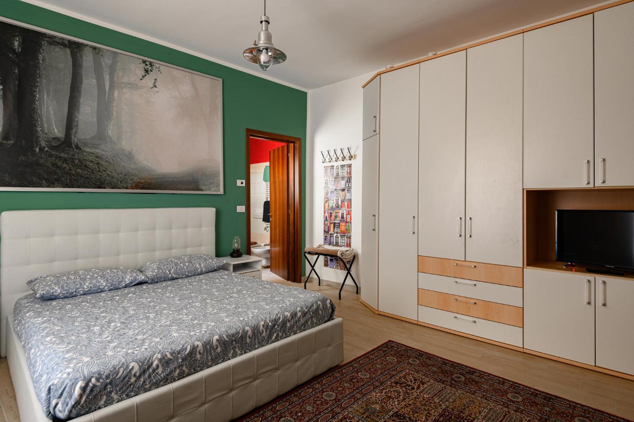 Studio Apartment - Photo 5