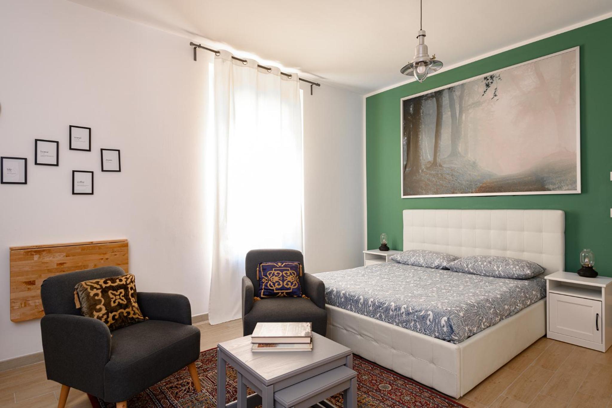 Studio Apartment - Photo 10