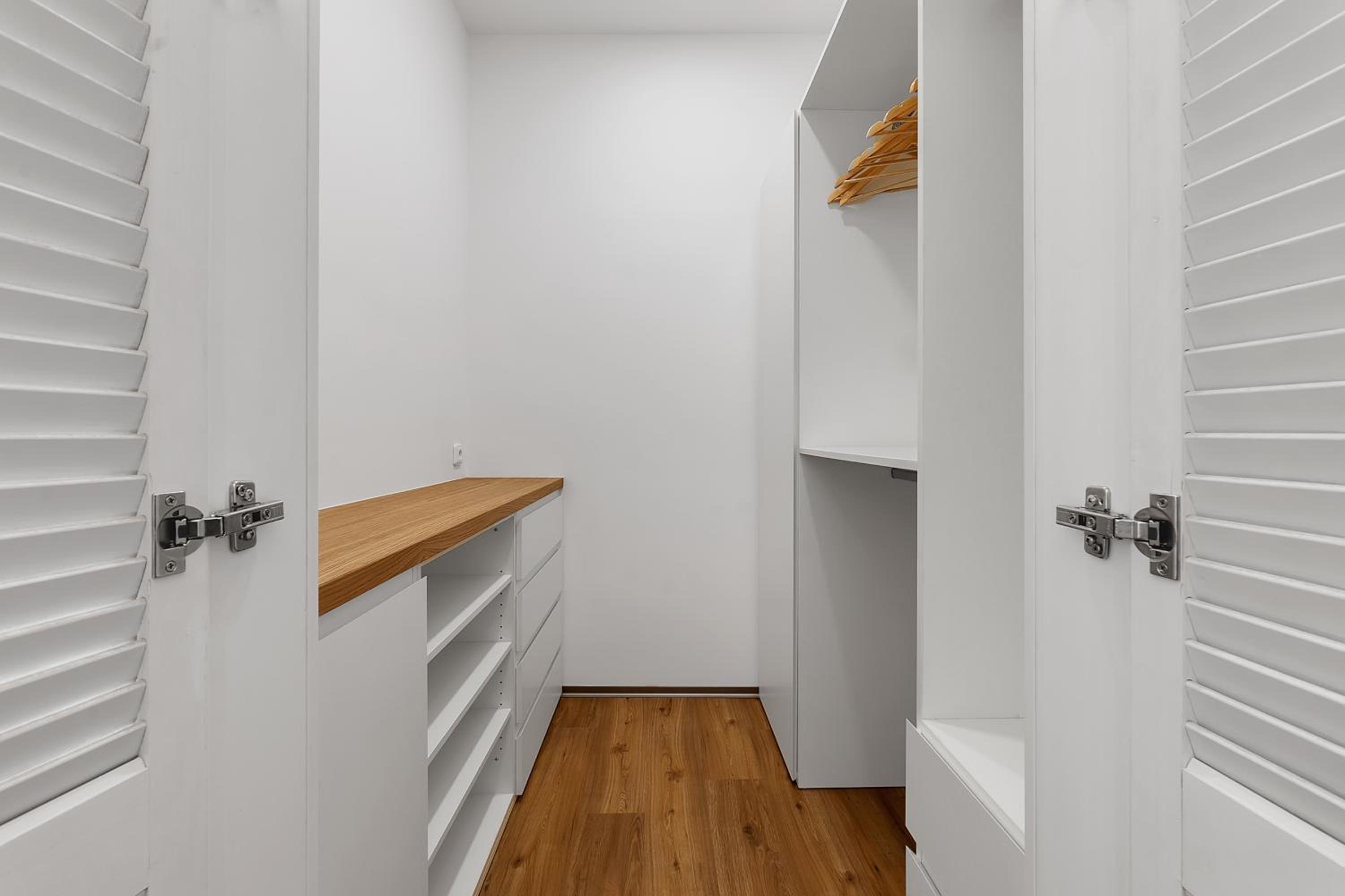One-Bedroom Apartment - Photo 4