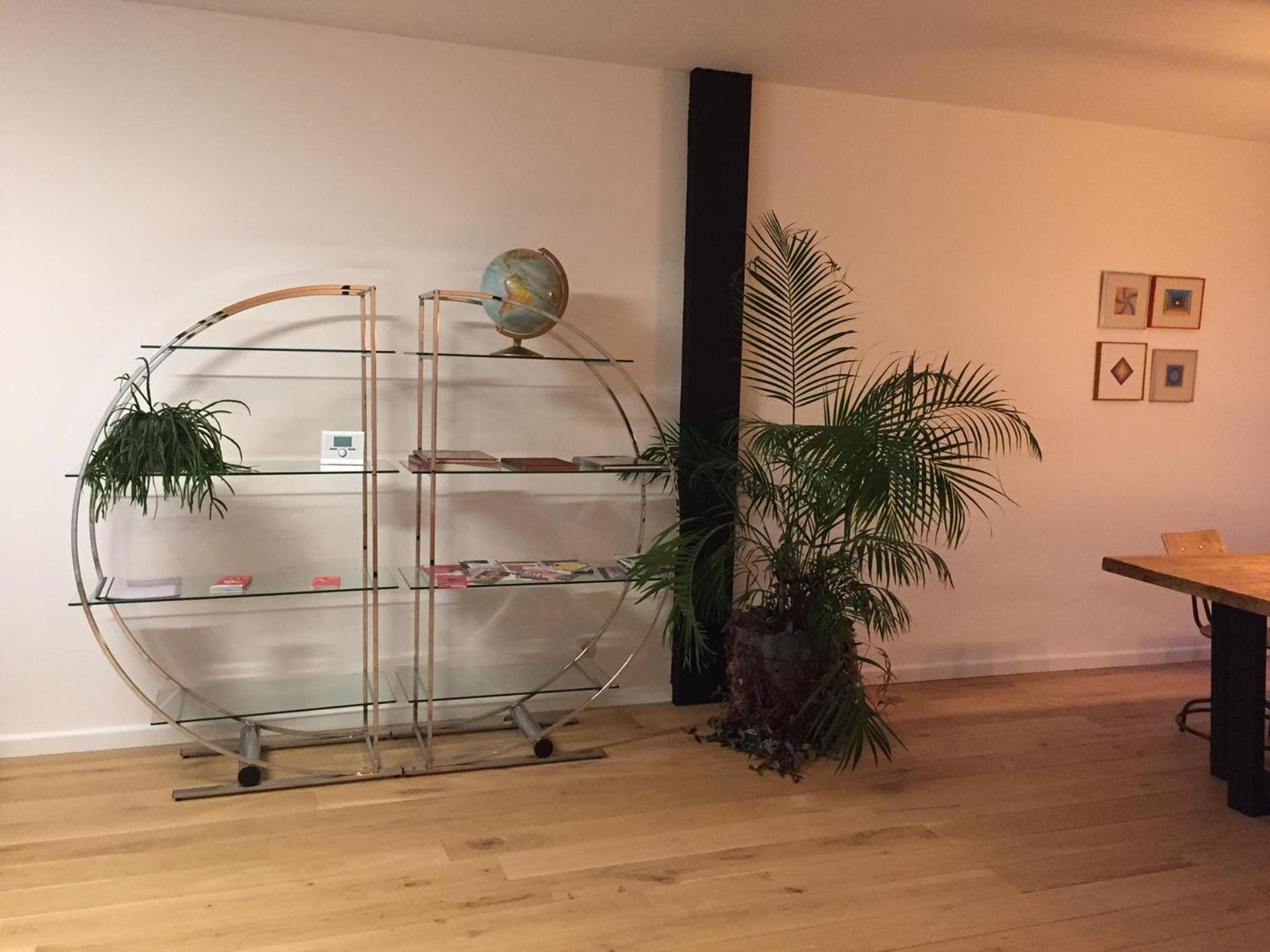 One-Bedroom Apartment - Photo 12