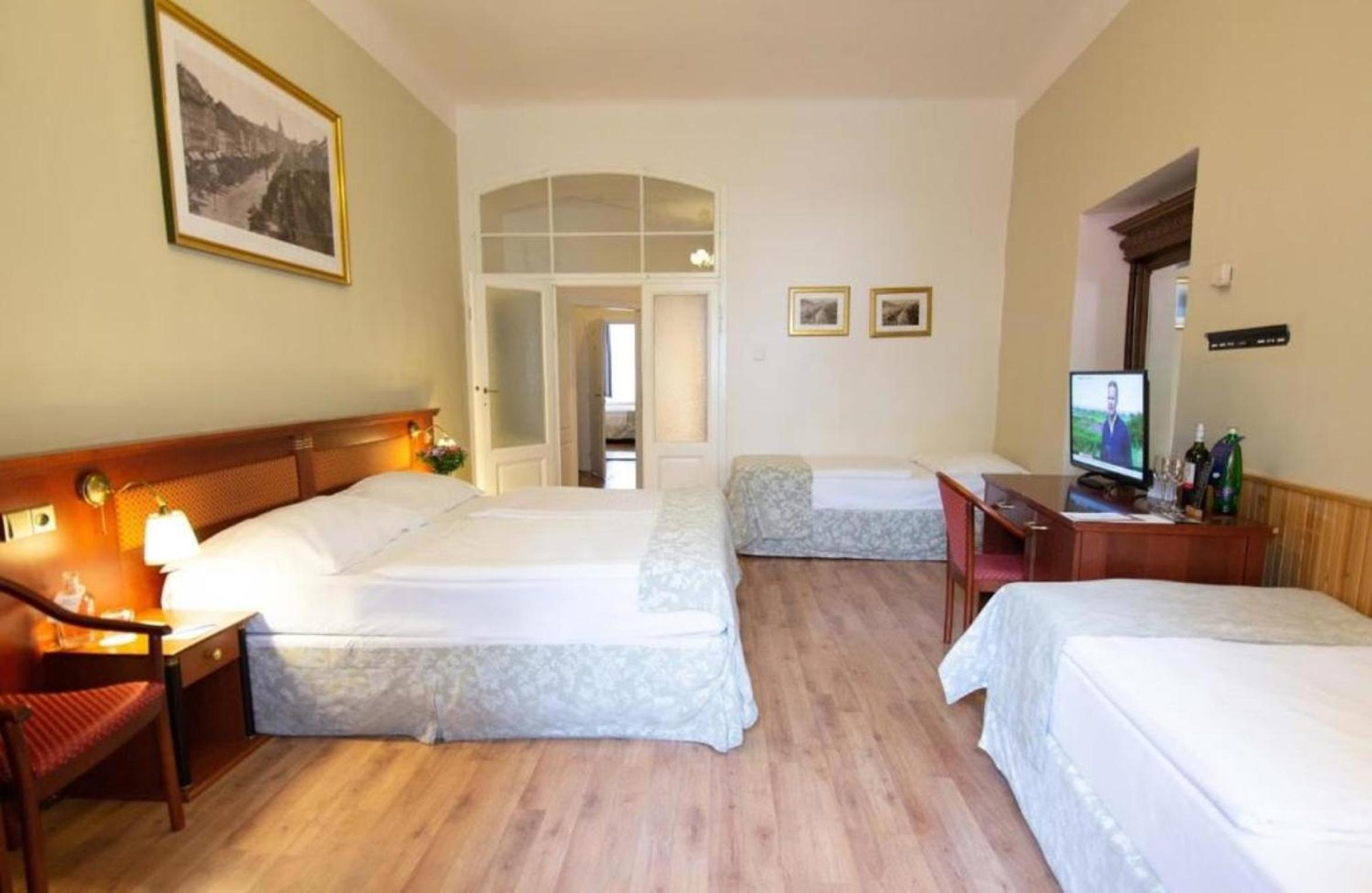 Large Two-Bedroom Apartment