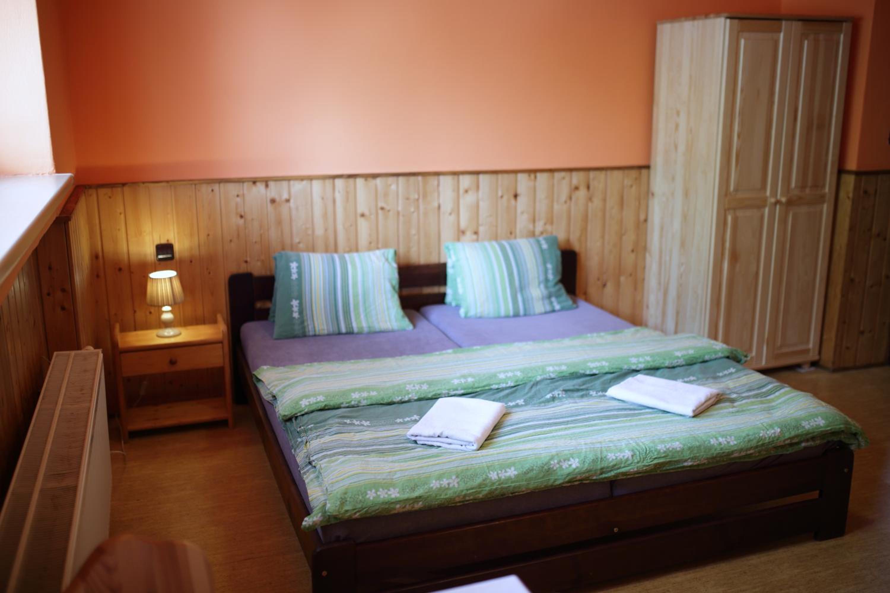 Quadruple Room with Private Bathroom photo 1