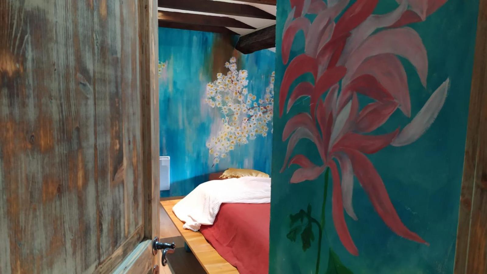 Double Room - Photo 25