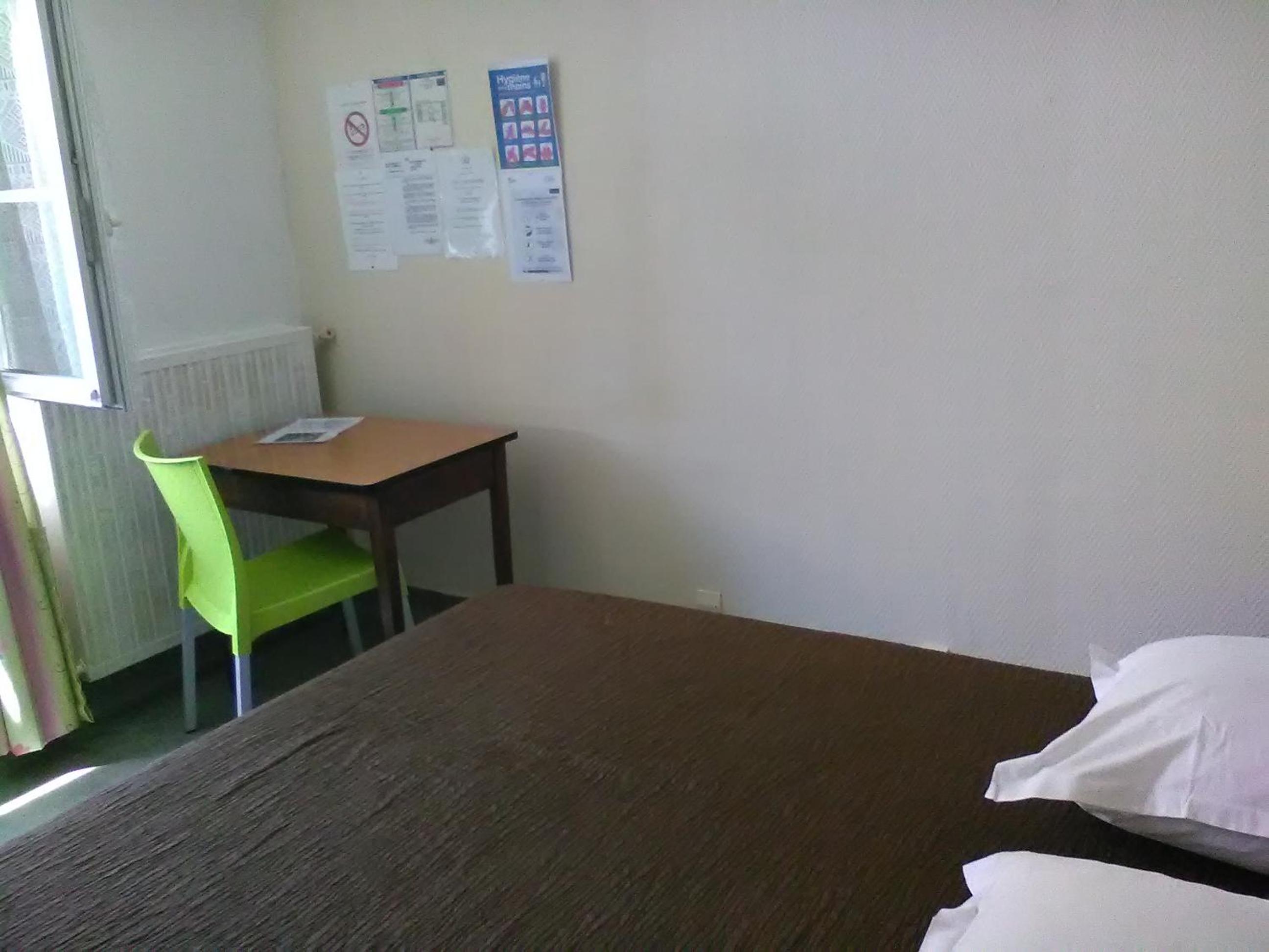 Double Room with Shower and Shared Toilet photo 1