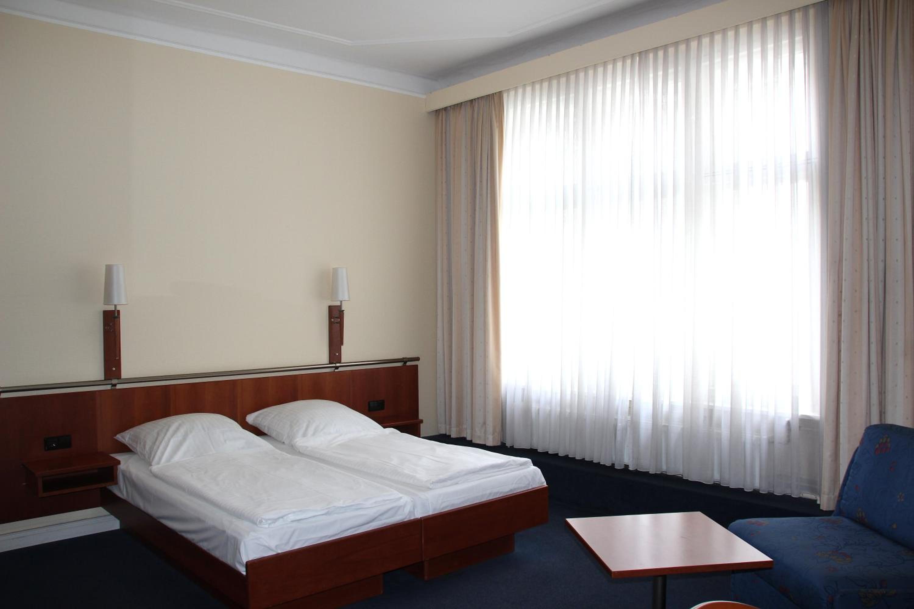 Double Room with Shower photo 1