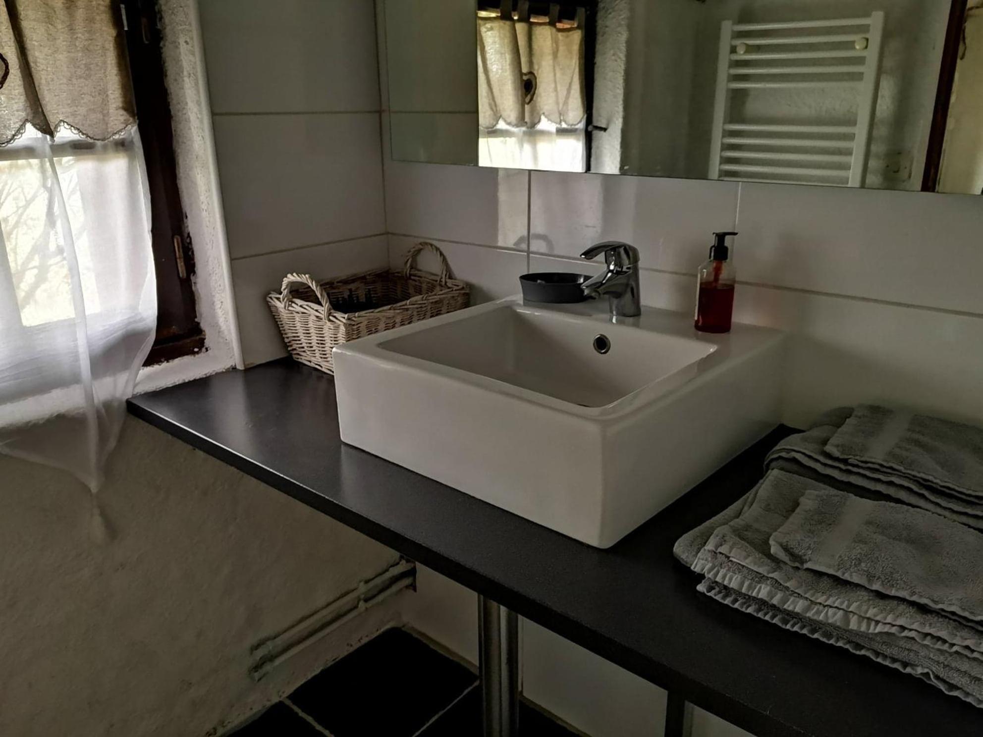 Duplex Suite - Photo 11