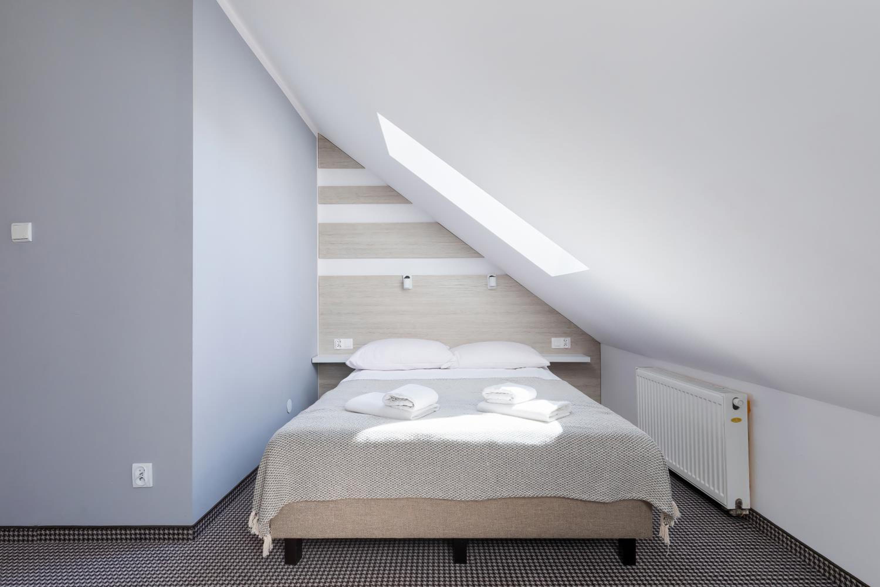 Double Room - Photo 13
