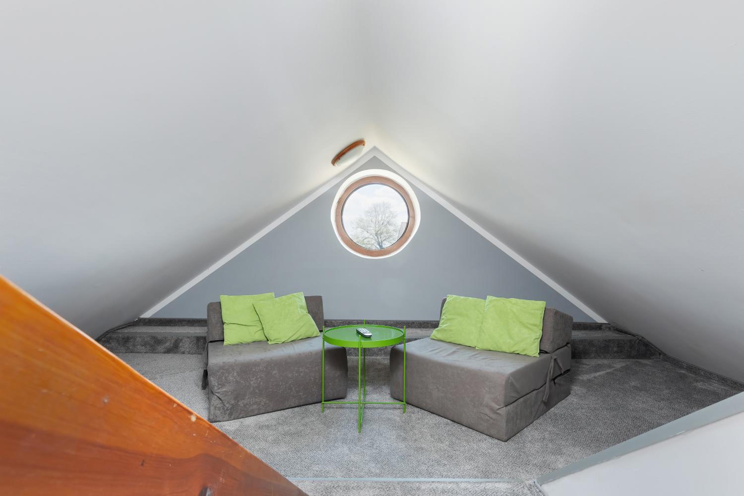 Double Room - Photo 9