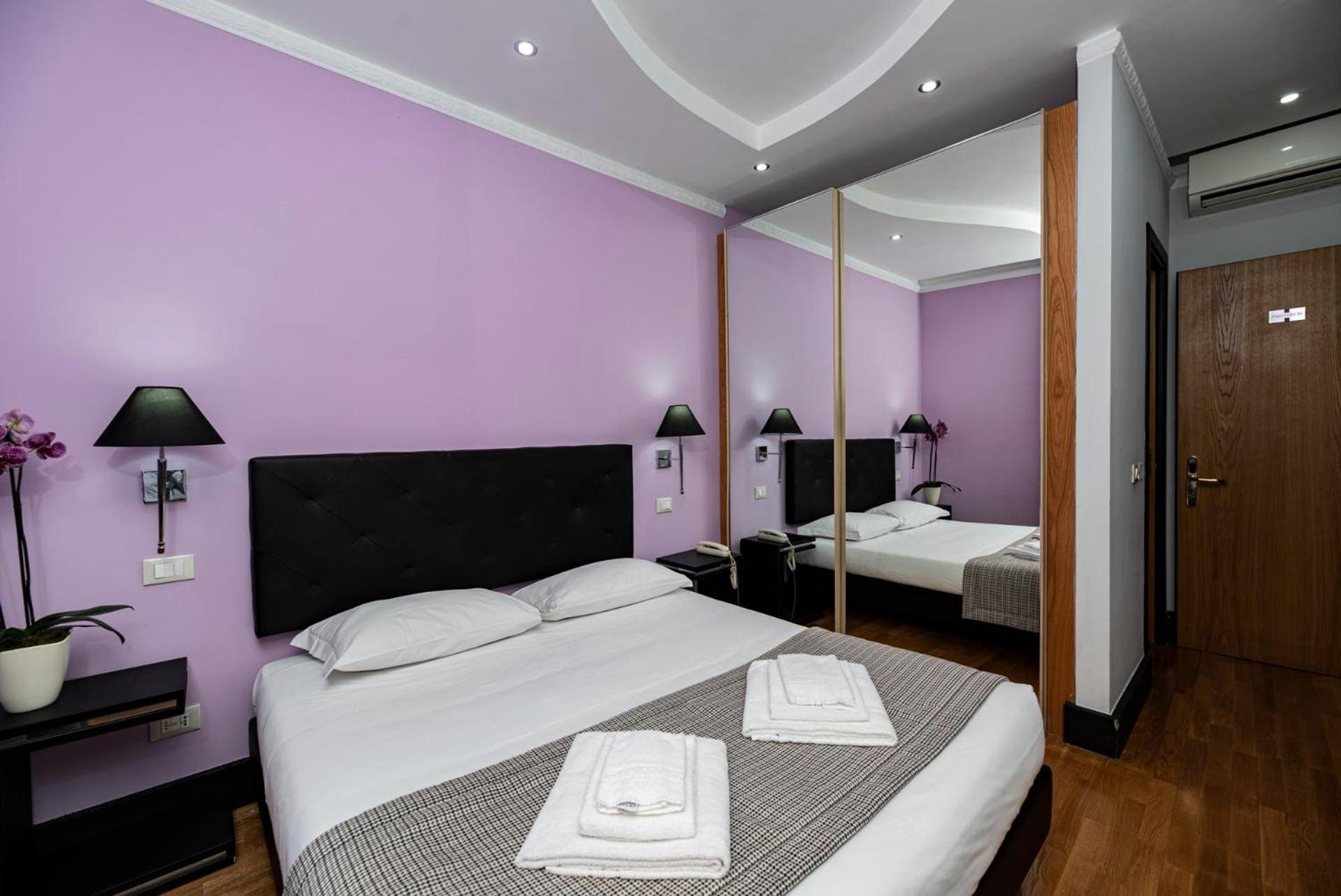 Standard Double Room photo 1