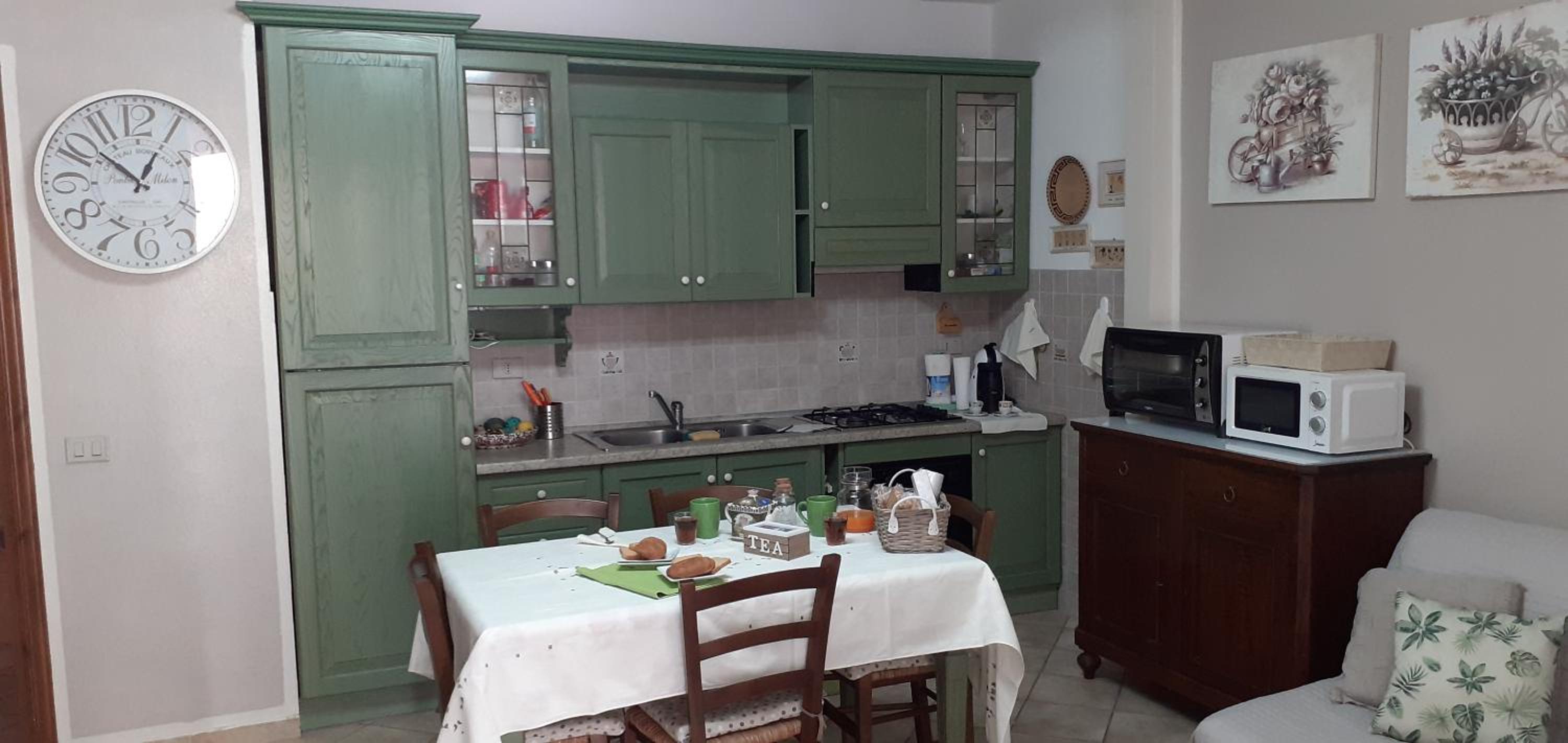 Apartment with Garden View - Photo 10