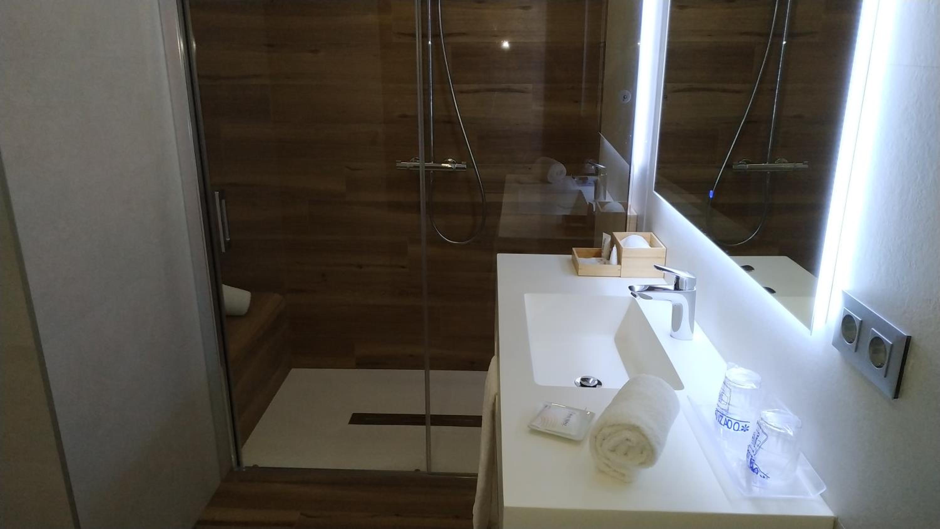 Suite with City View photo 2