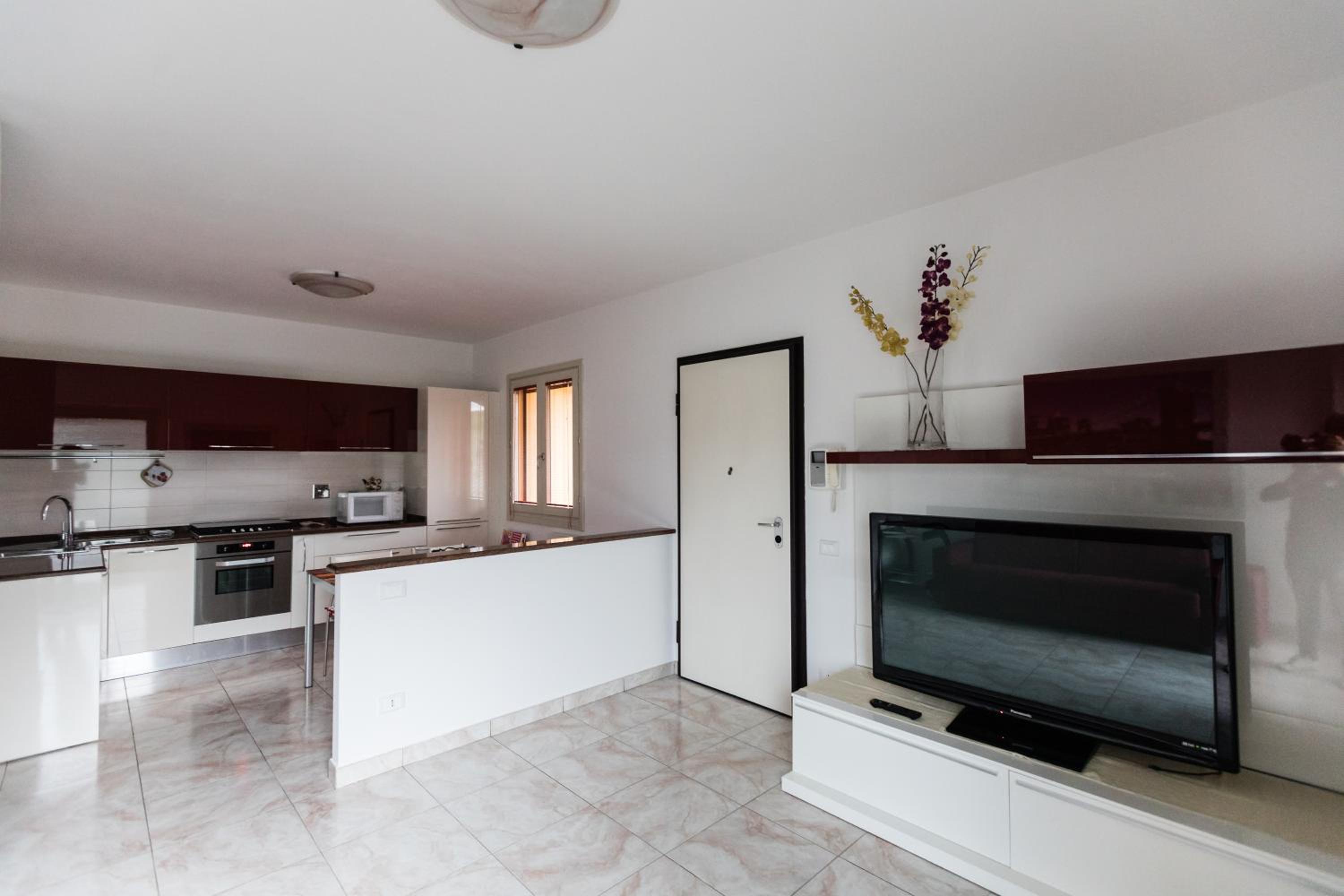 Two-Bedroom Apartment - Photo 13