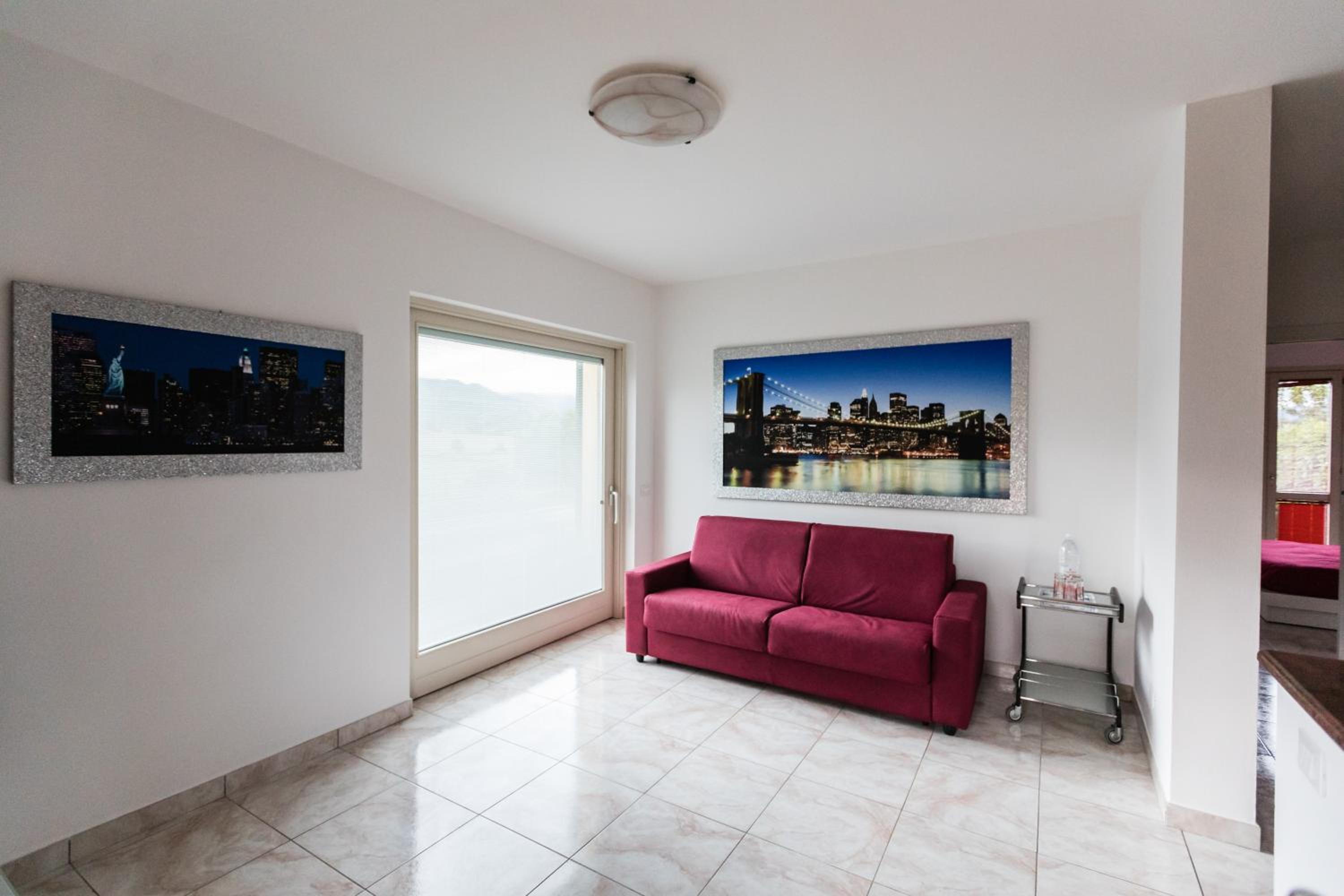 Two-Bedroom Apartment - Photo 8