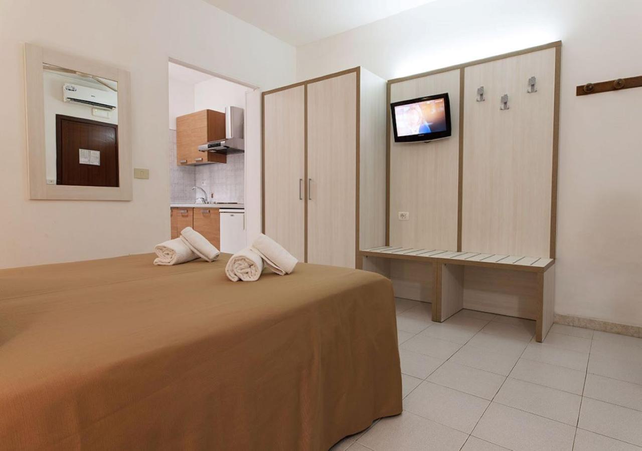 Superior Double Room - Photo 1