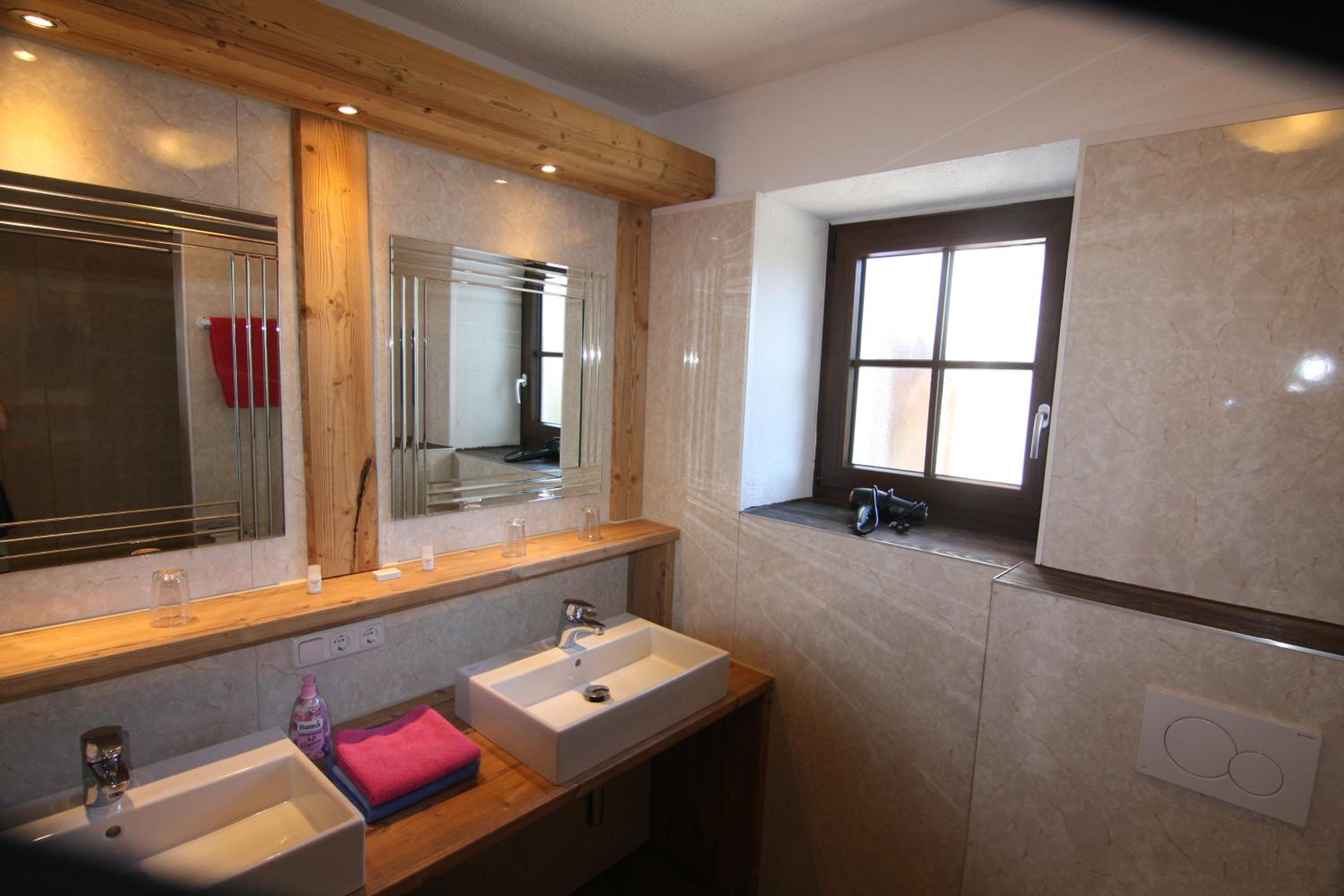 Apartment - Ground Floor photo 3