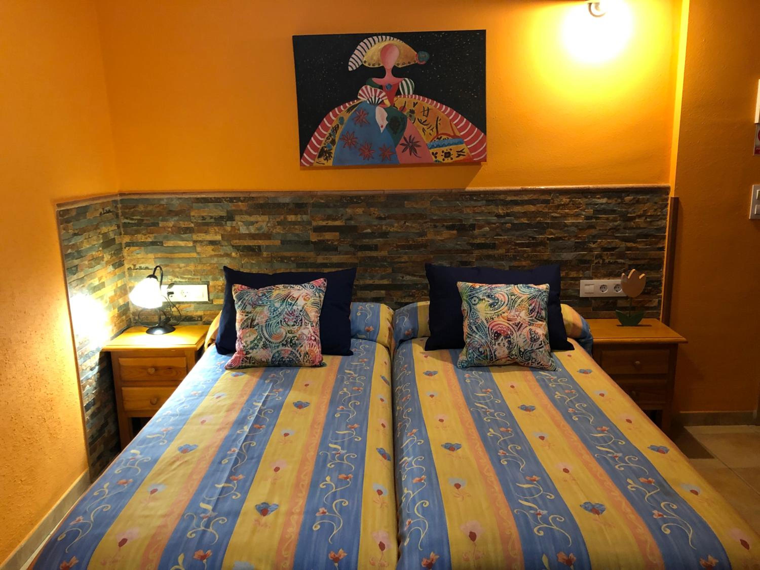 Habitación triple con ducha