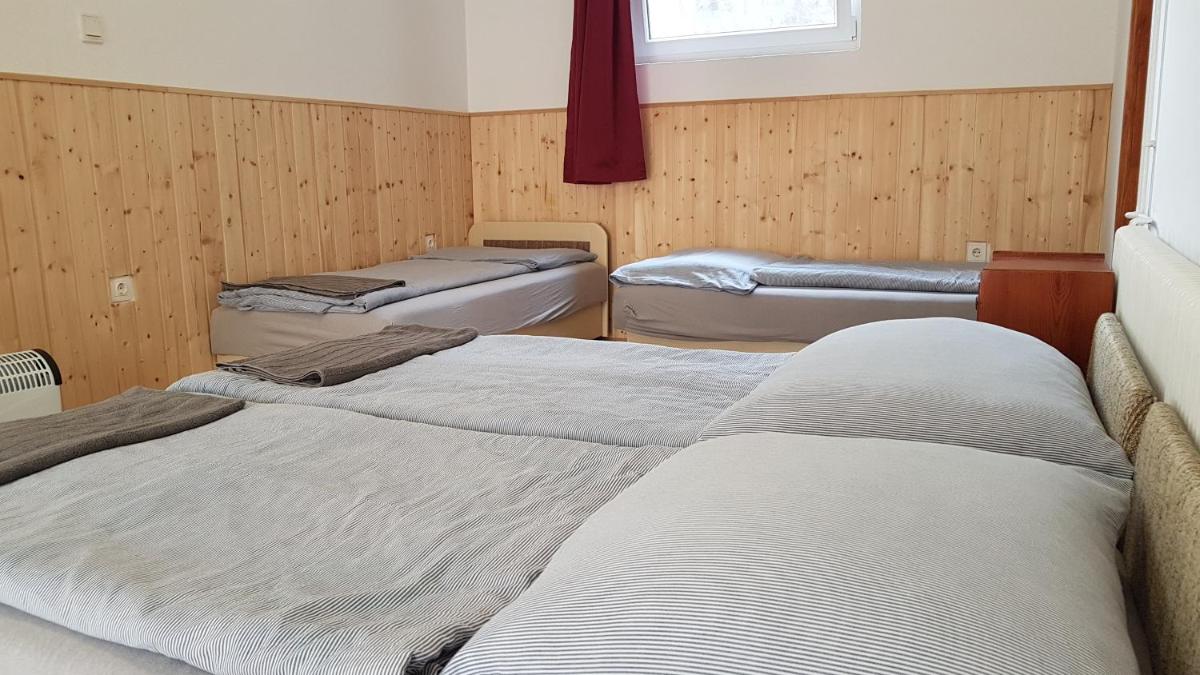 Double Room with Private Bathroom photo 1